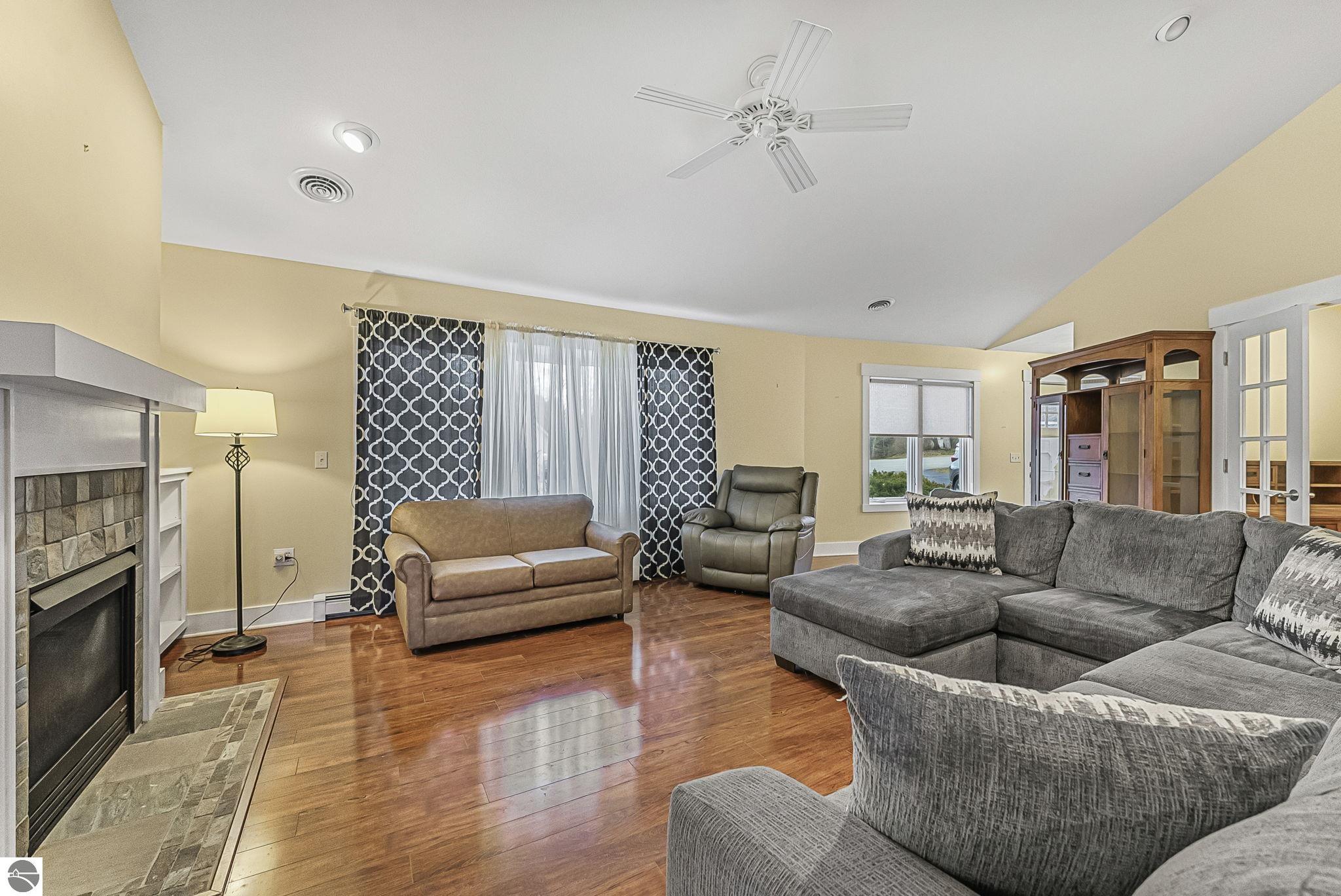 4220 Summerhill Road