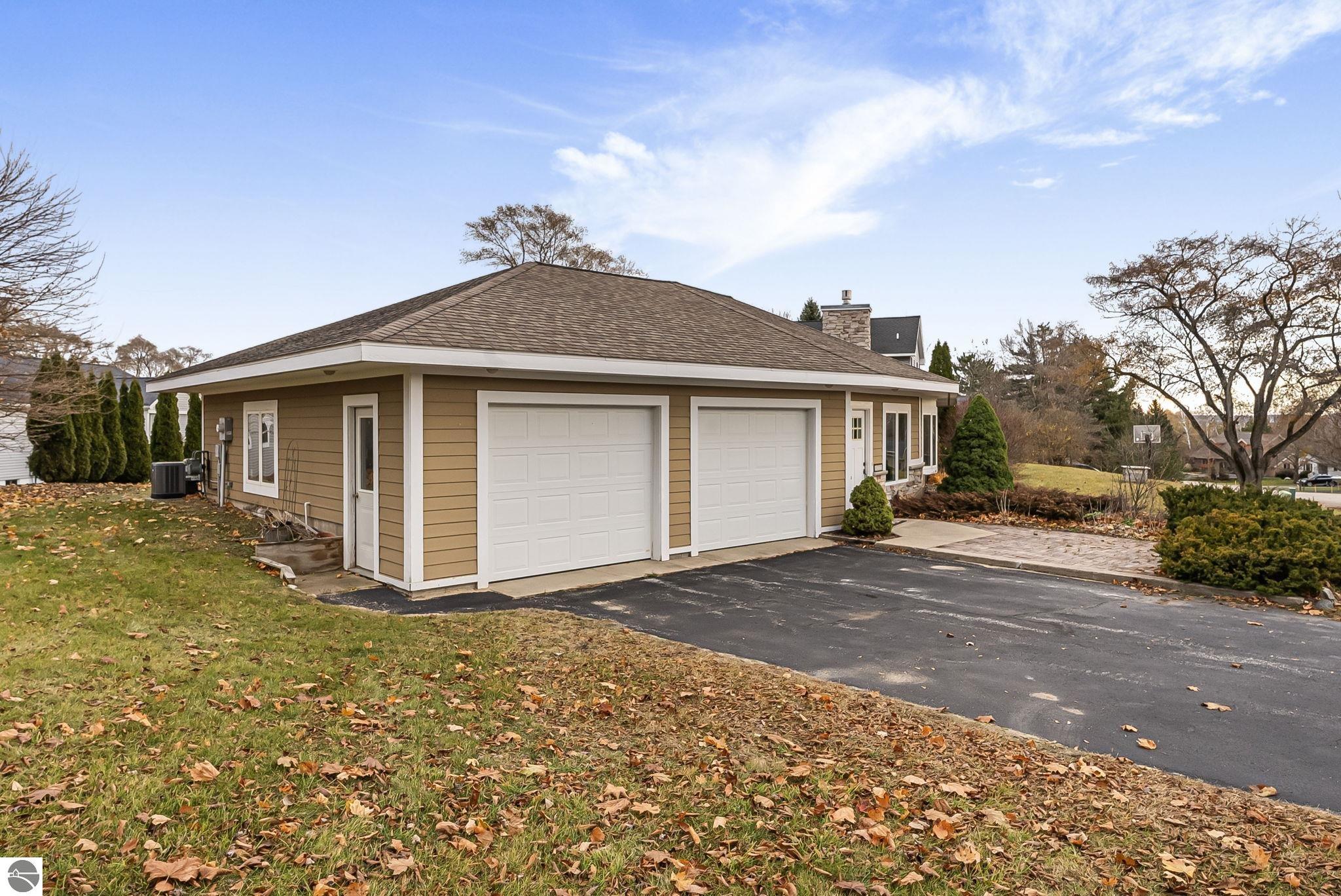 4220 Summerhill Road