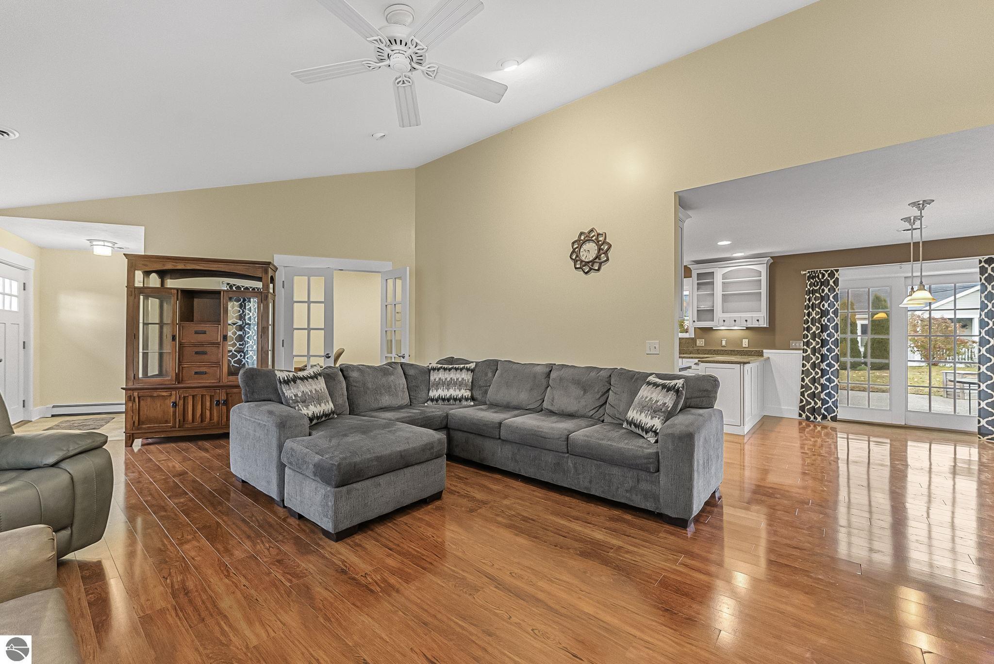 4220 Summerhill Road