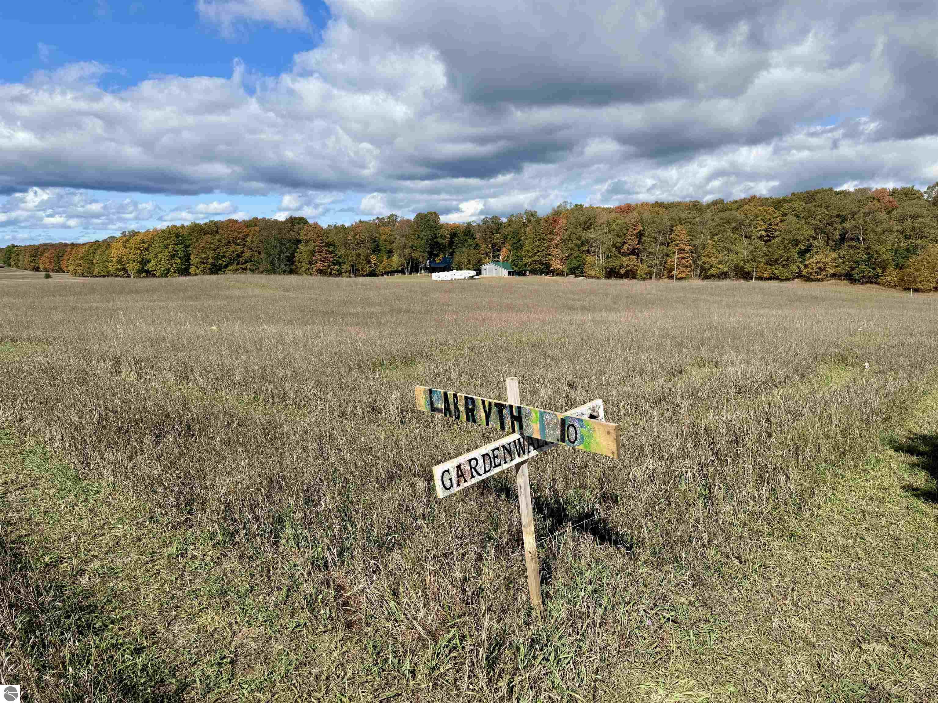 8320 Ole White Drive