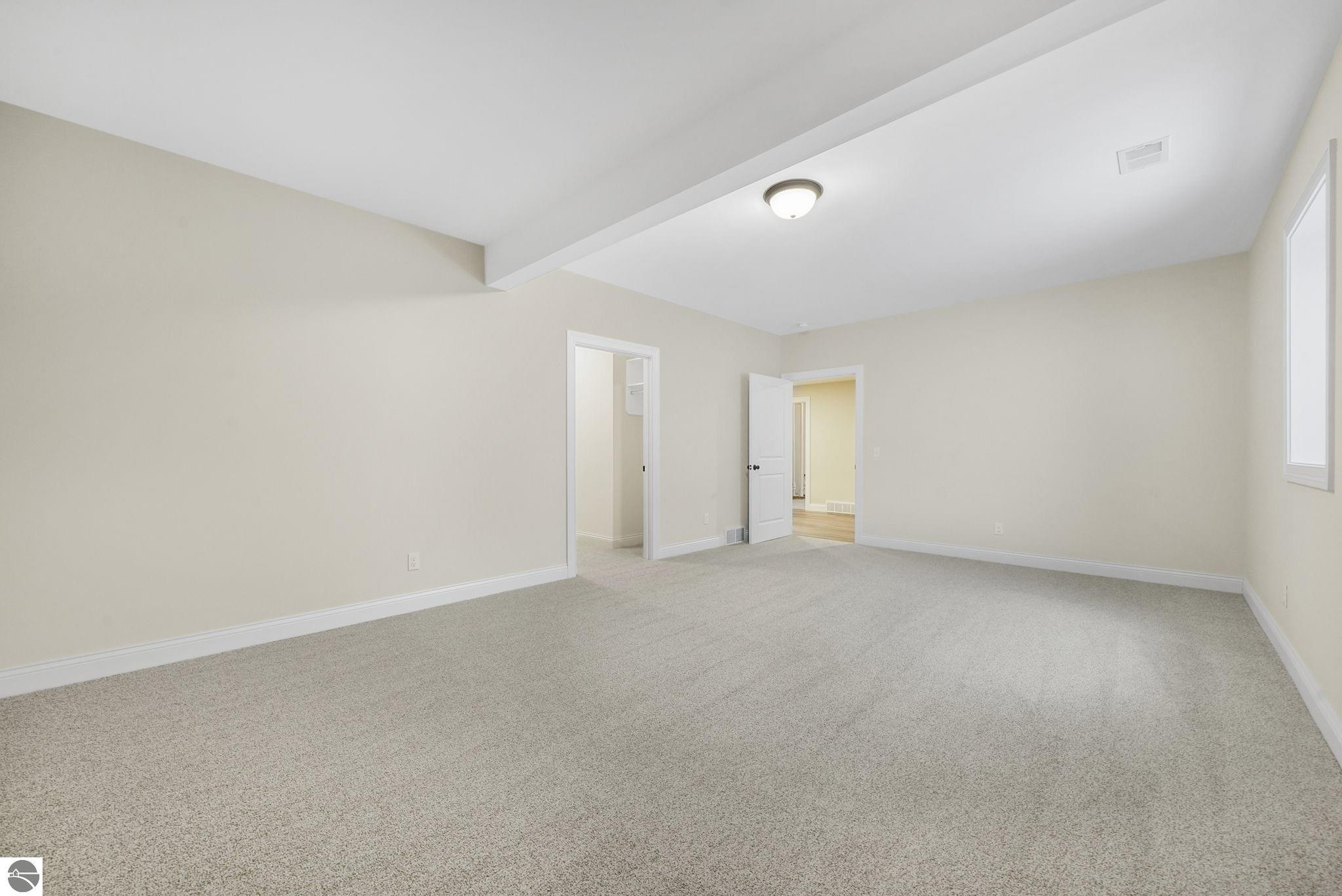 5037 Sheffer Farm Road