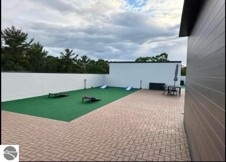 1825 E Eighth Street # 104