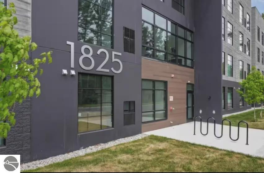 1825 E Eighth Street # 104