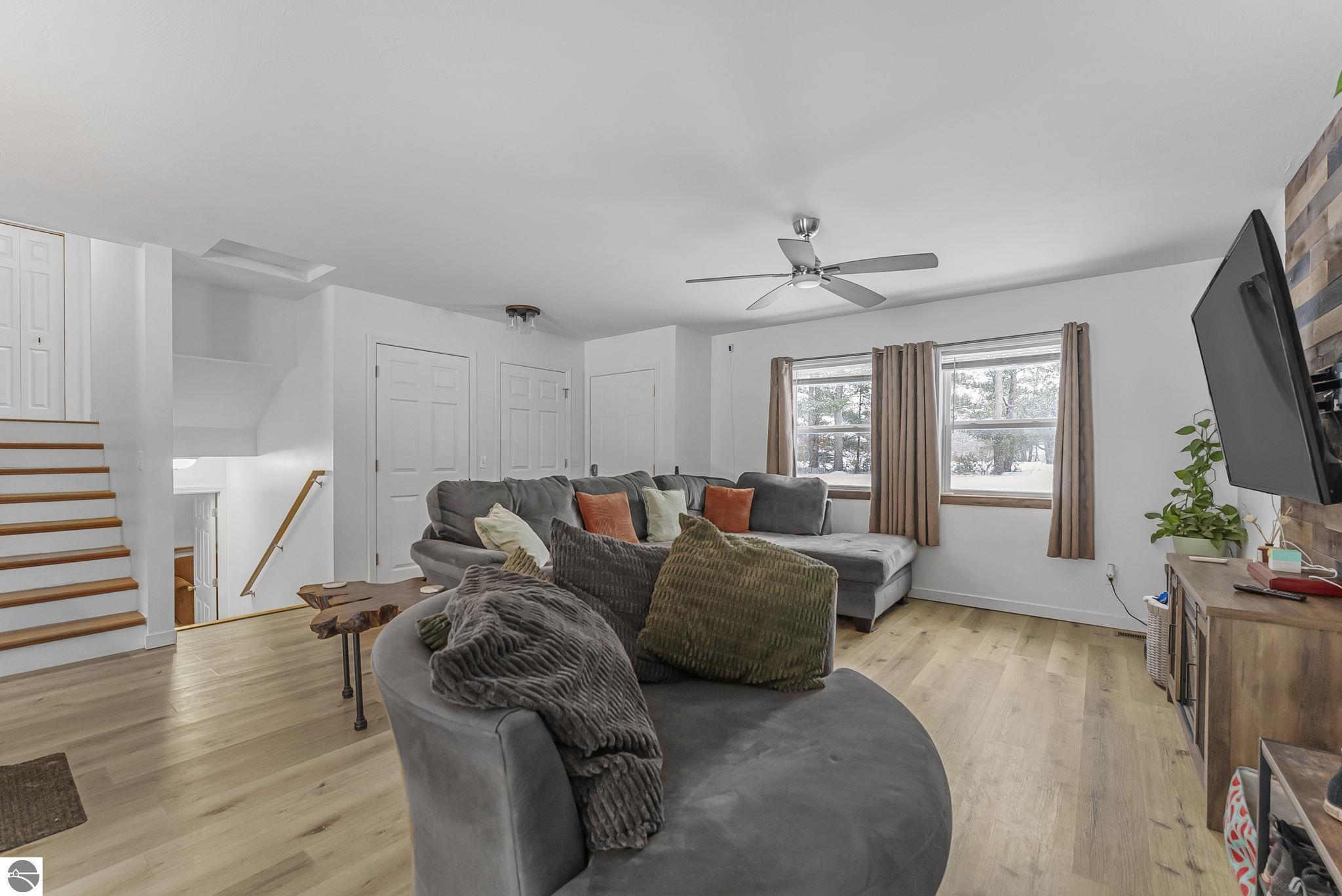 1243 N Betsie River Road, N