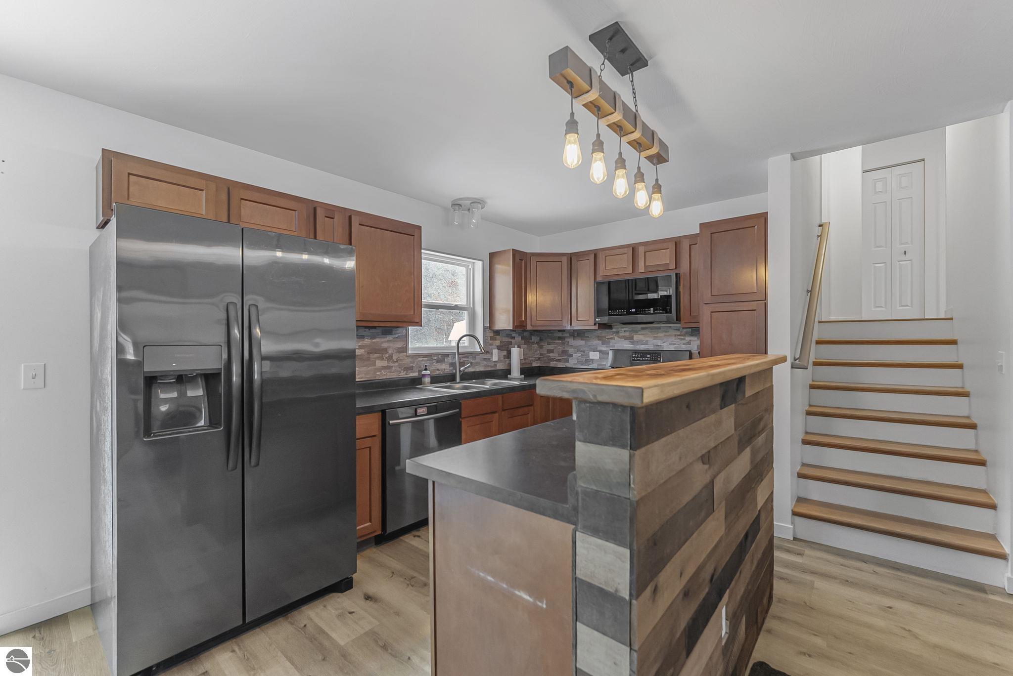 1243 N Betsie River Road, N