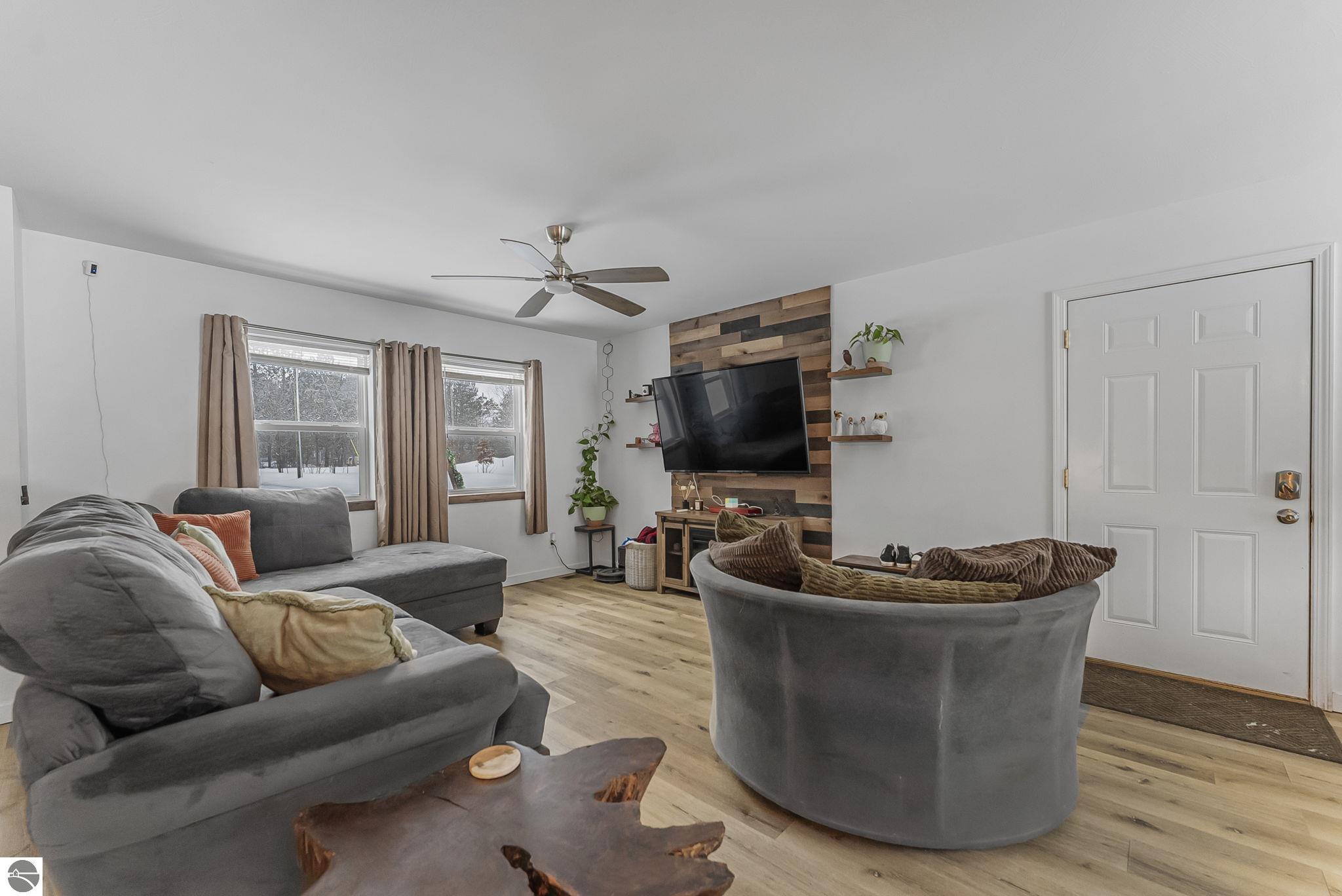 1243 N Betsie River Road, N