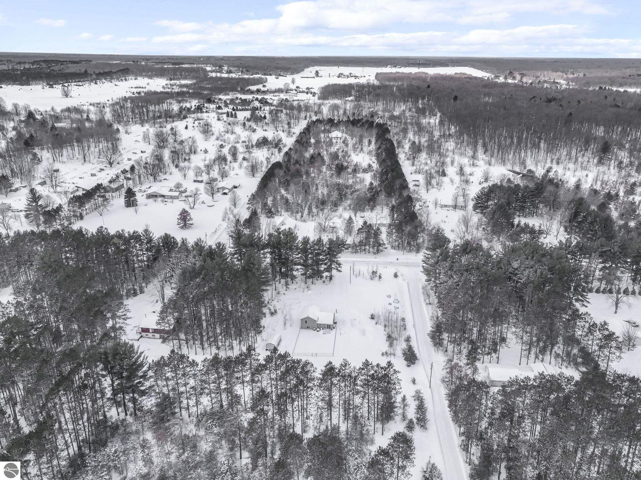 1243 N Betsie River Road, N