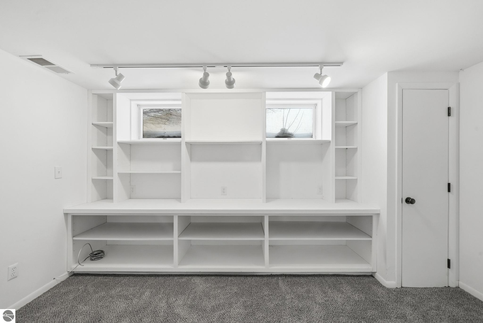 4032 Hearthside Drive