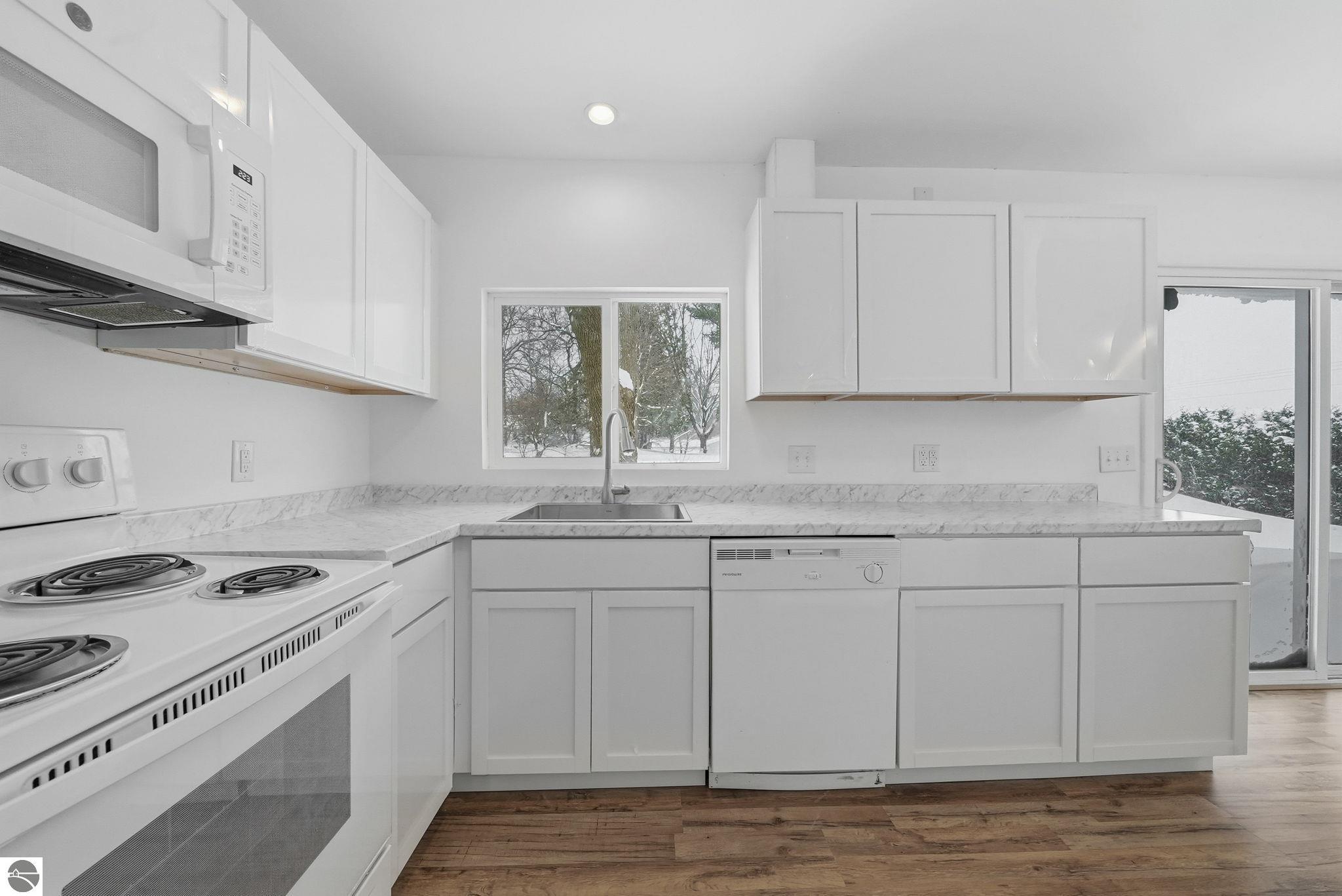 4032 Hearthside Drive