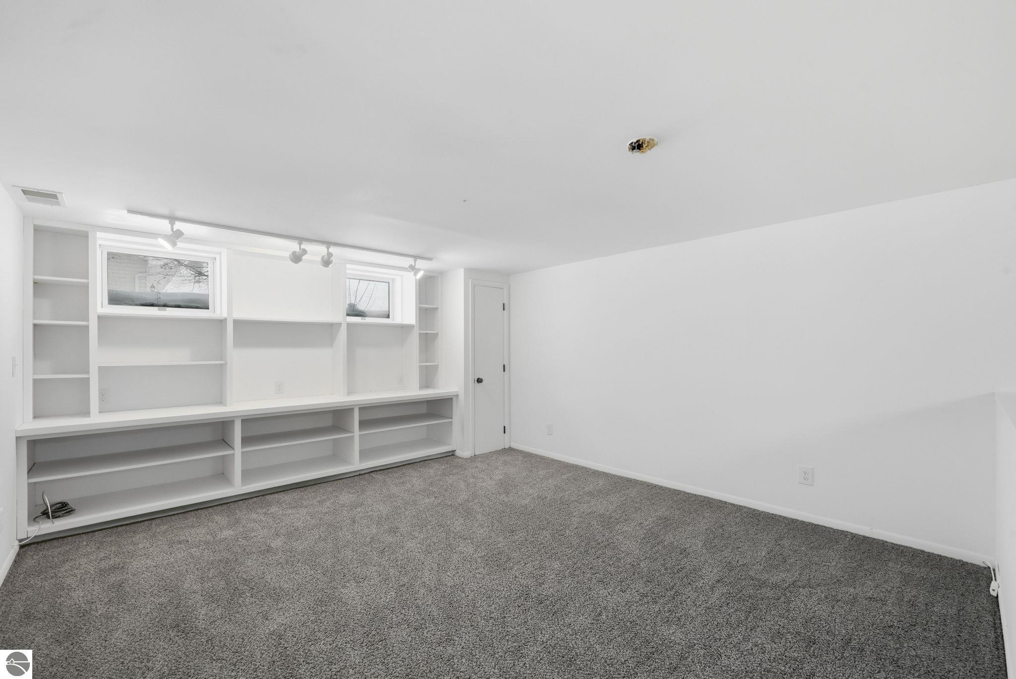 4032 Hearthside Drive