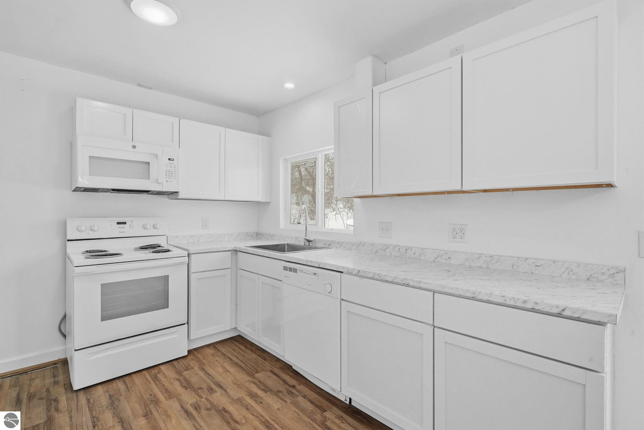 4032 Hearthside Drive