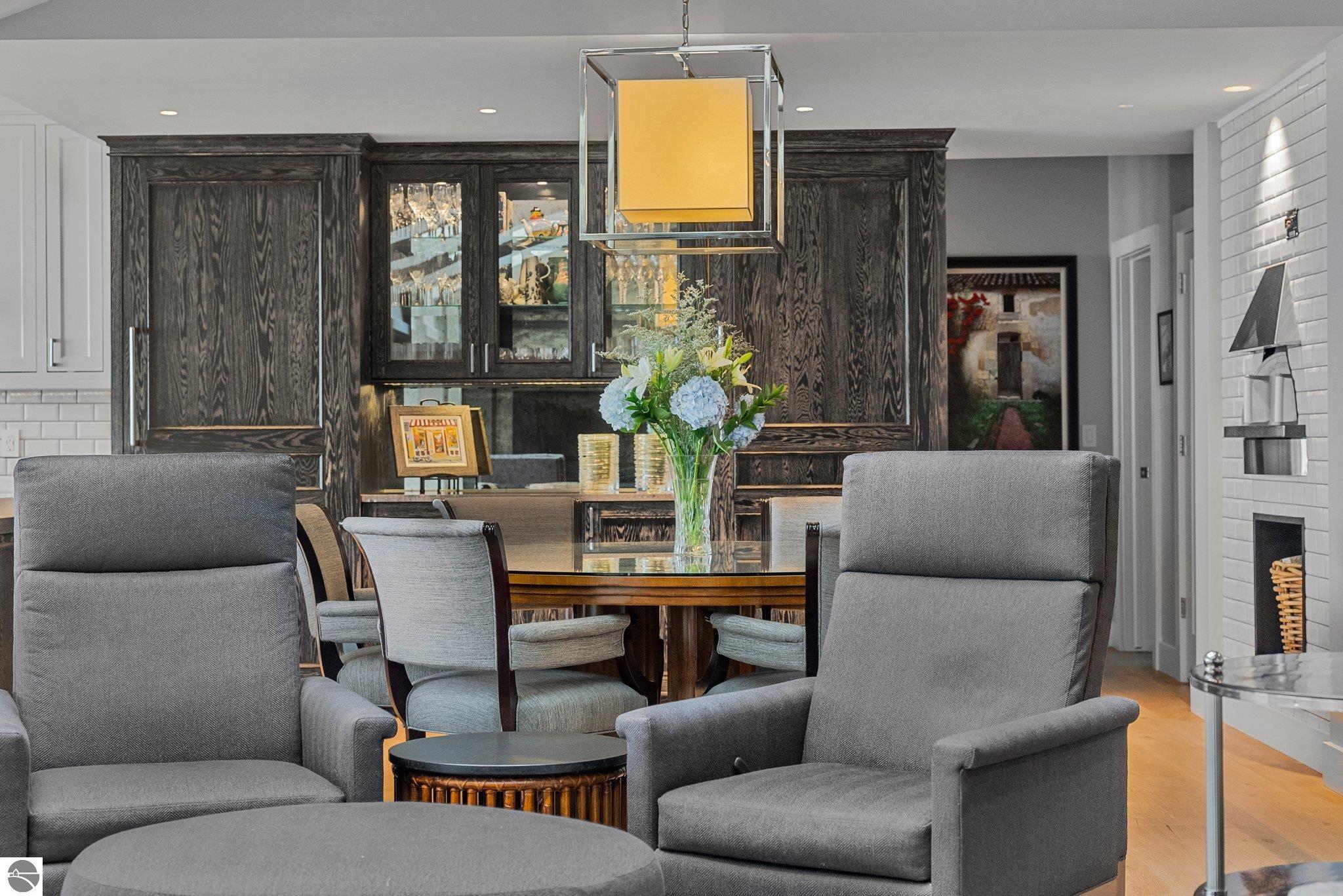 6709 E Wilderness Drive