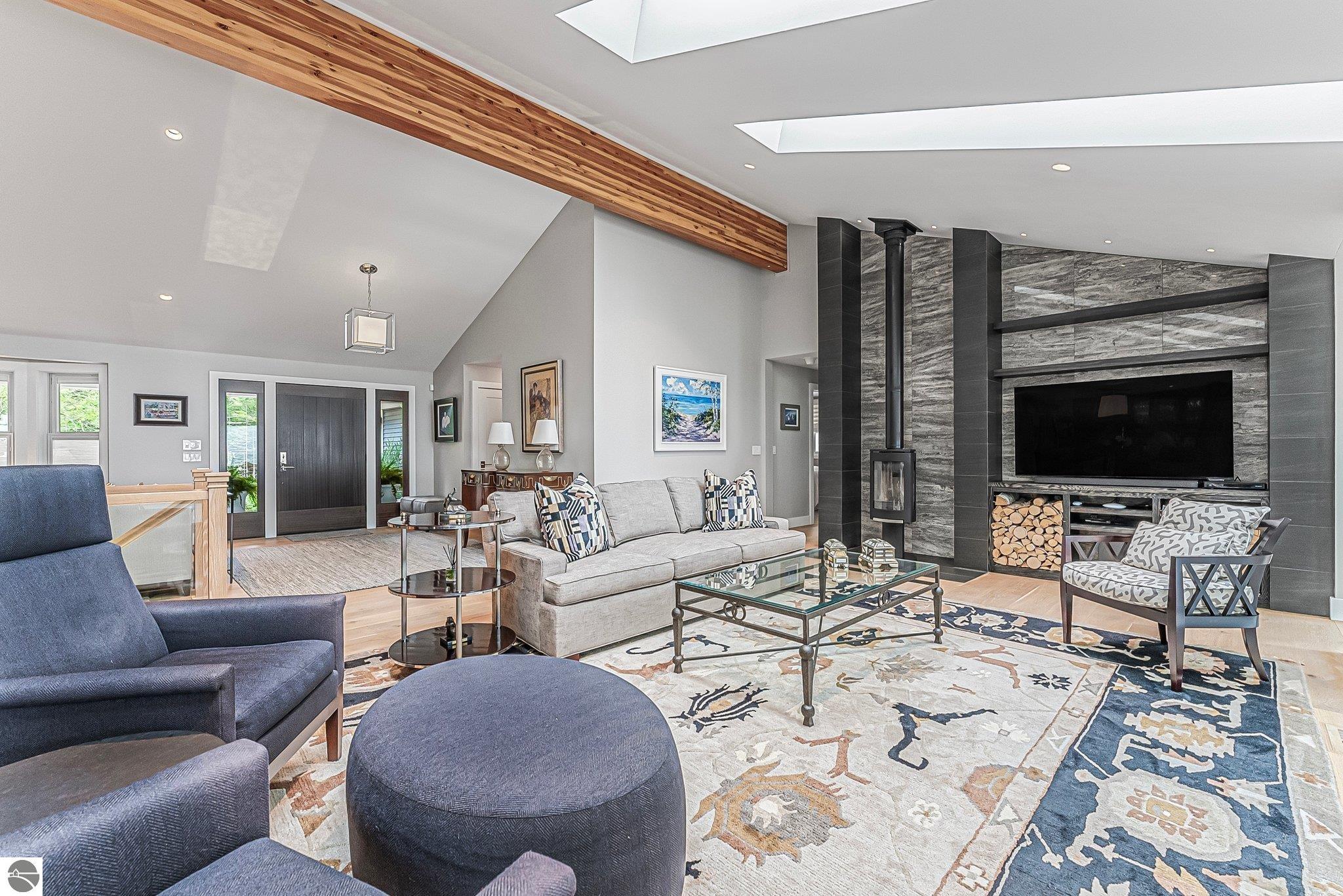 6709 E Wilderness Drive