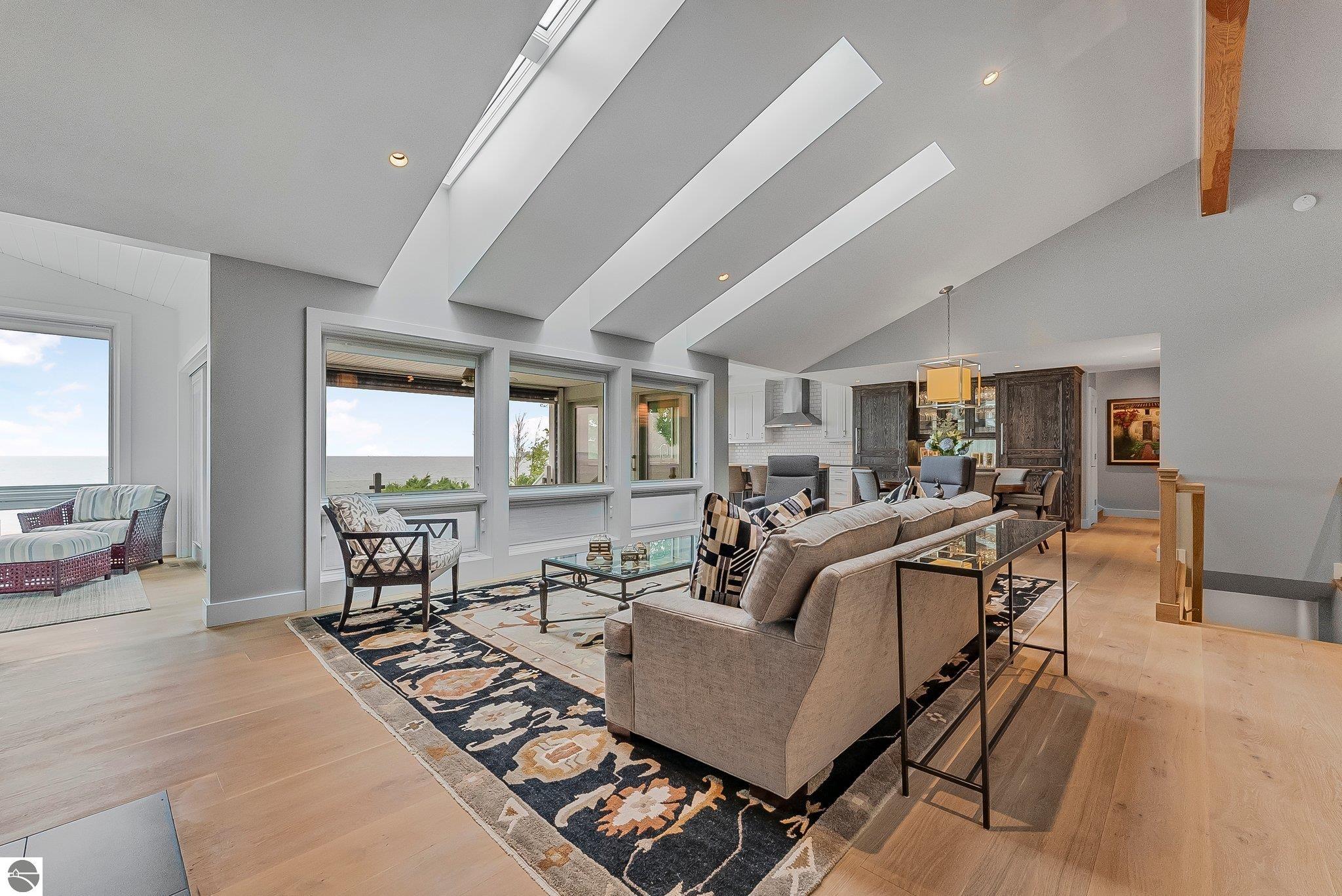 6709 E Wilderness Drive