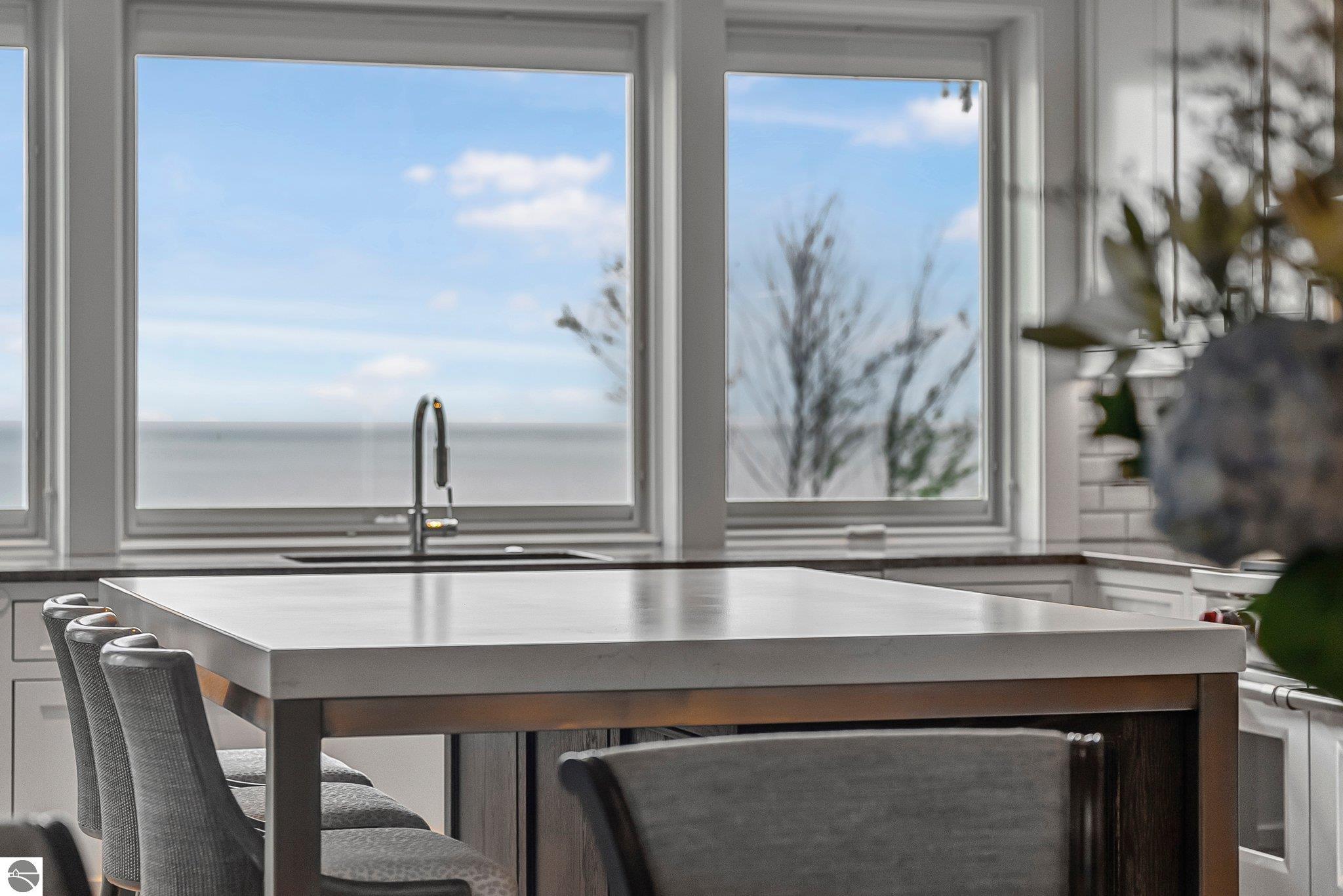 6709 E Wilderness Drive