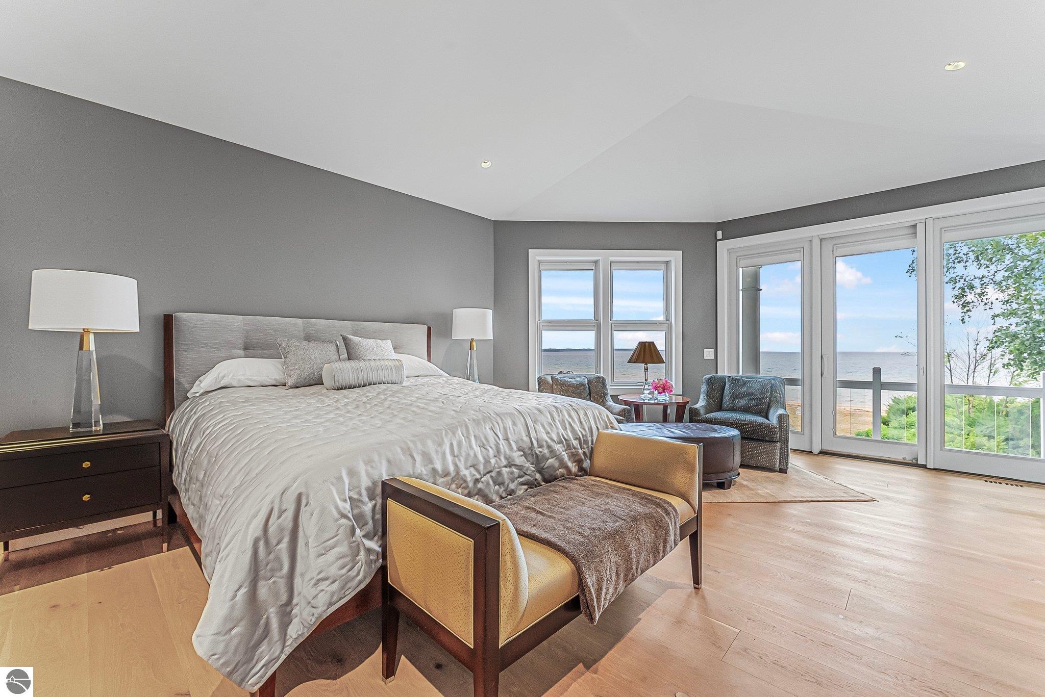 6709 E Wilderness Drive