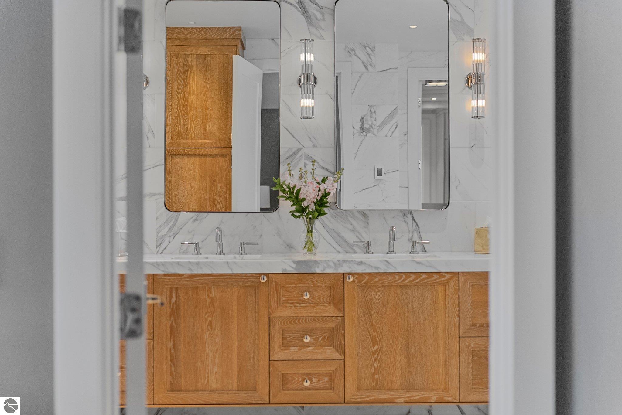 6709 E Wilderness Drive