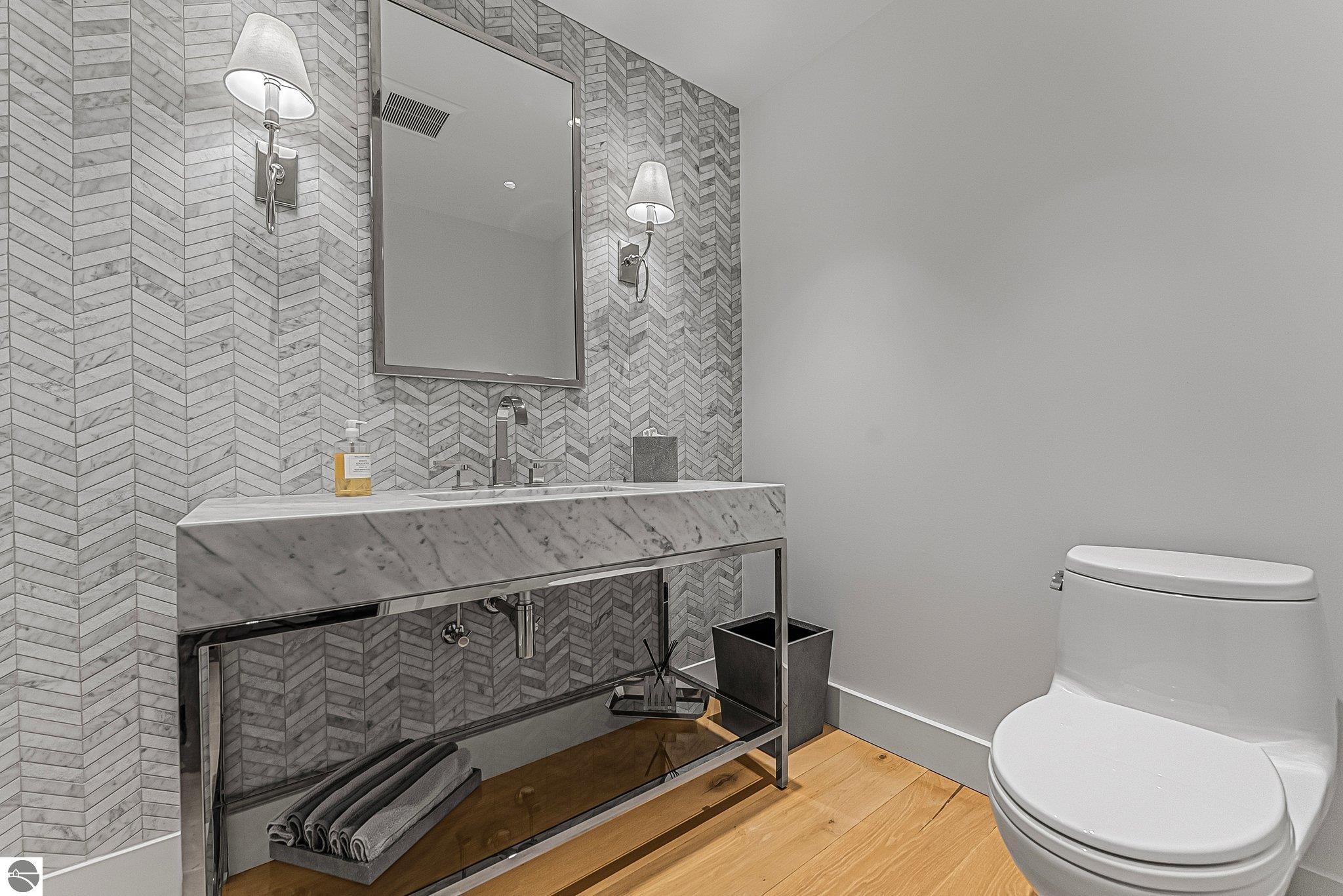 6709 E Wilderness Drive