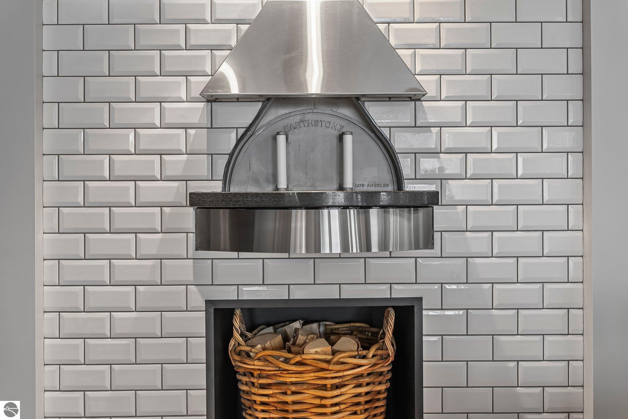 6709 E Wilderness Drive