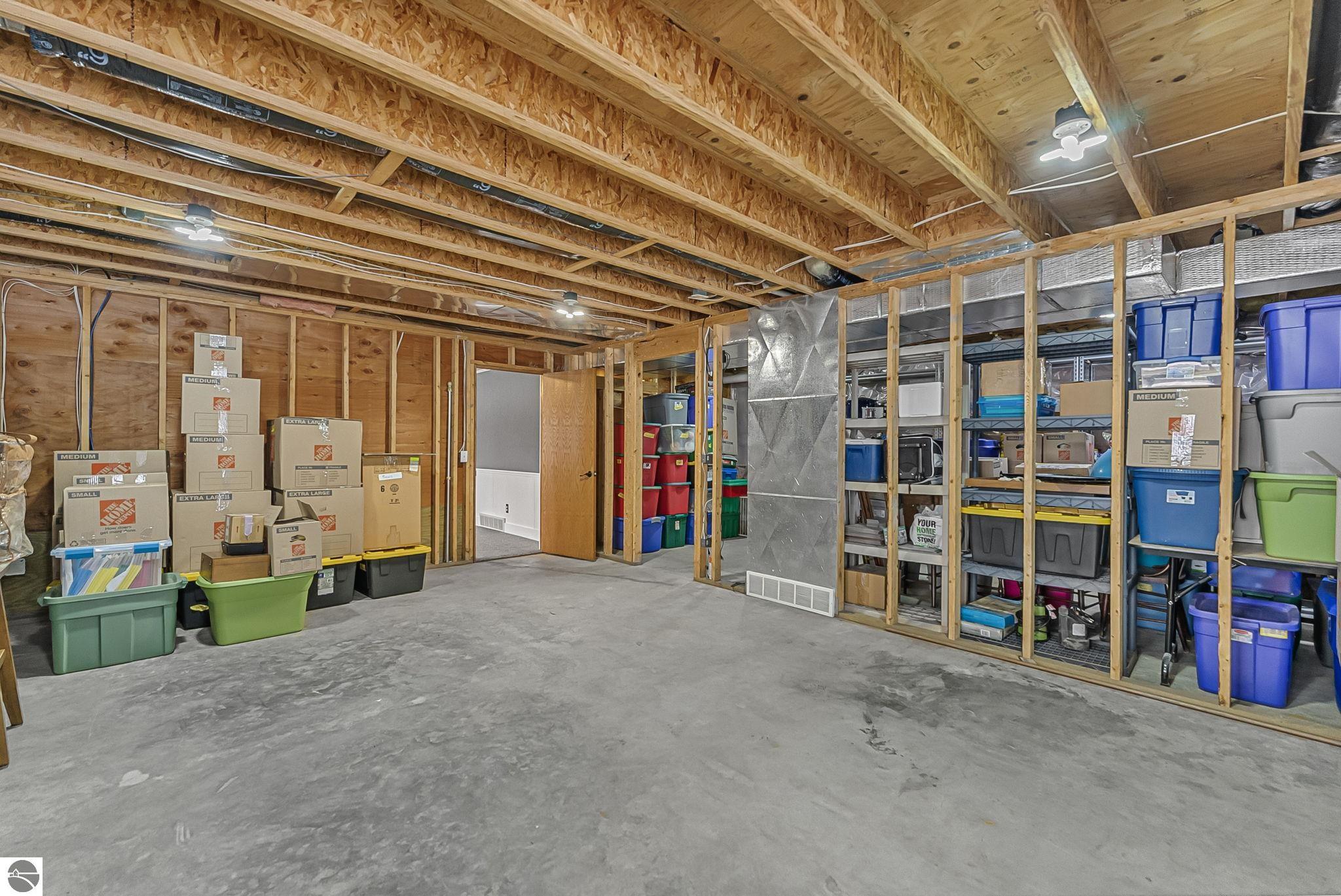 420 W Beech Bark Trail