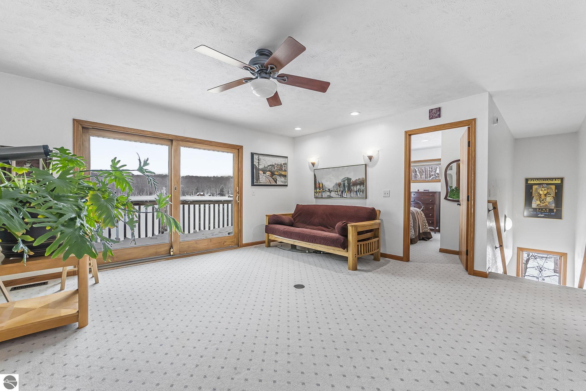 420 W Beech Bark Trail