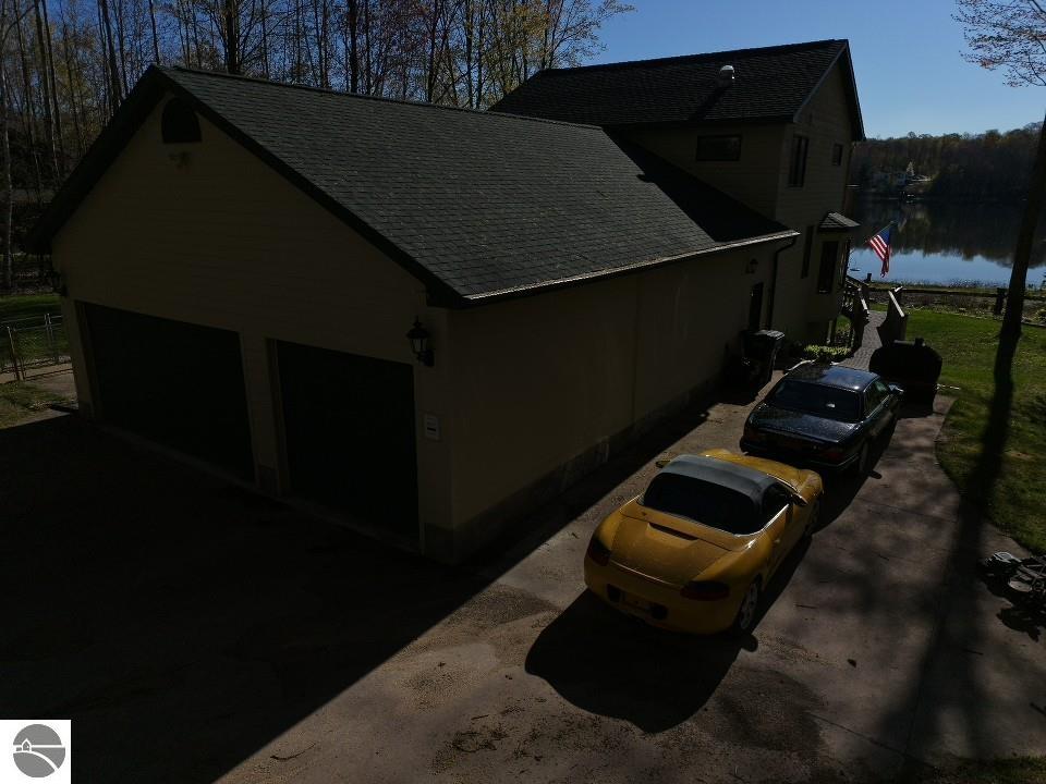 420 W Beech Bark Trail