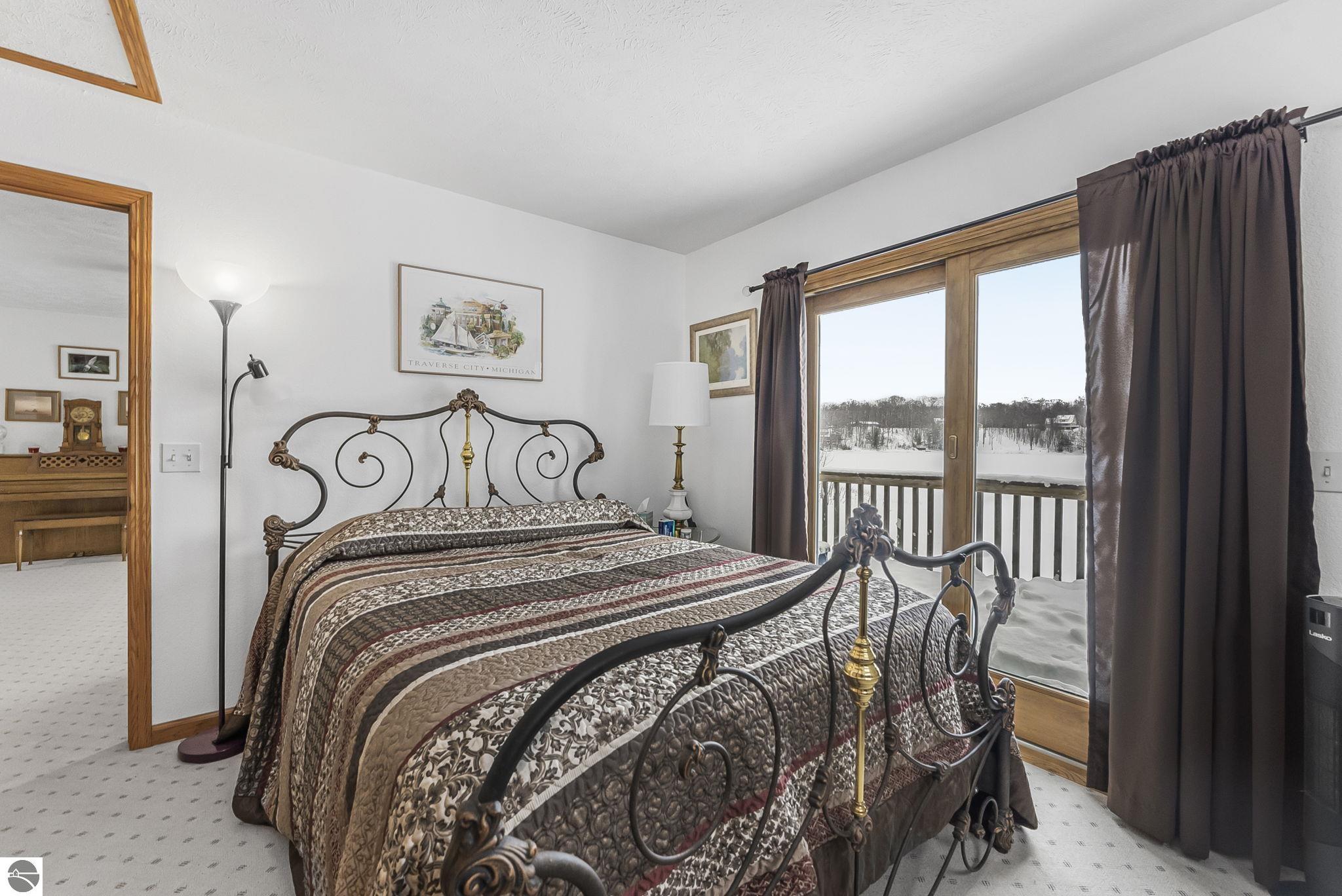 420 W Beech Bark Trail