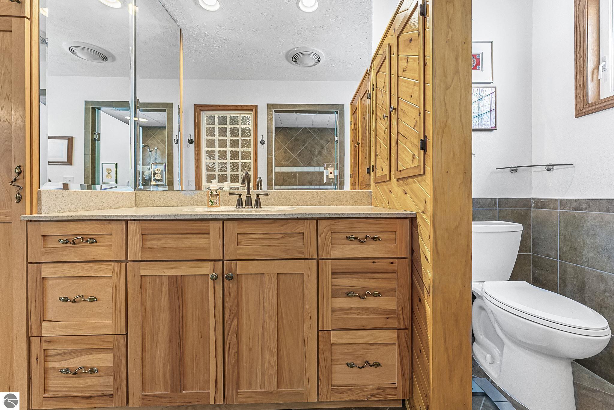 420 W Beech Bark Trail