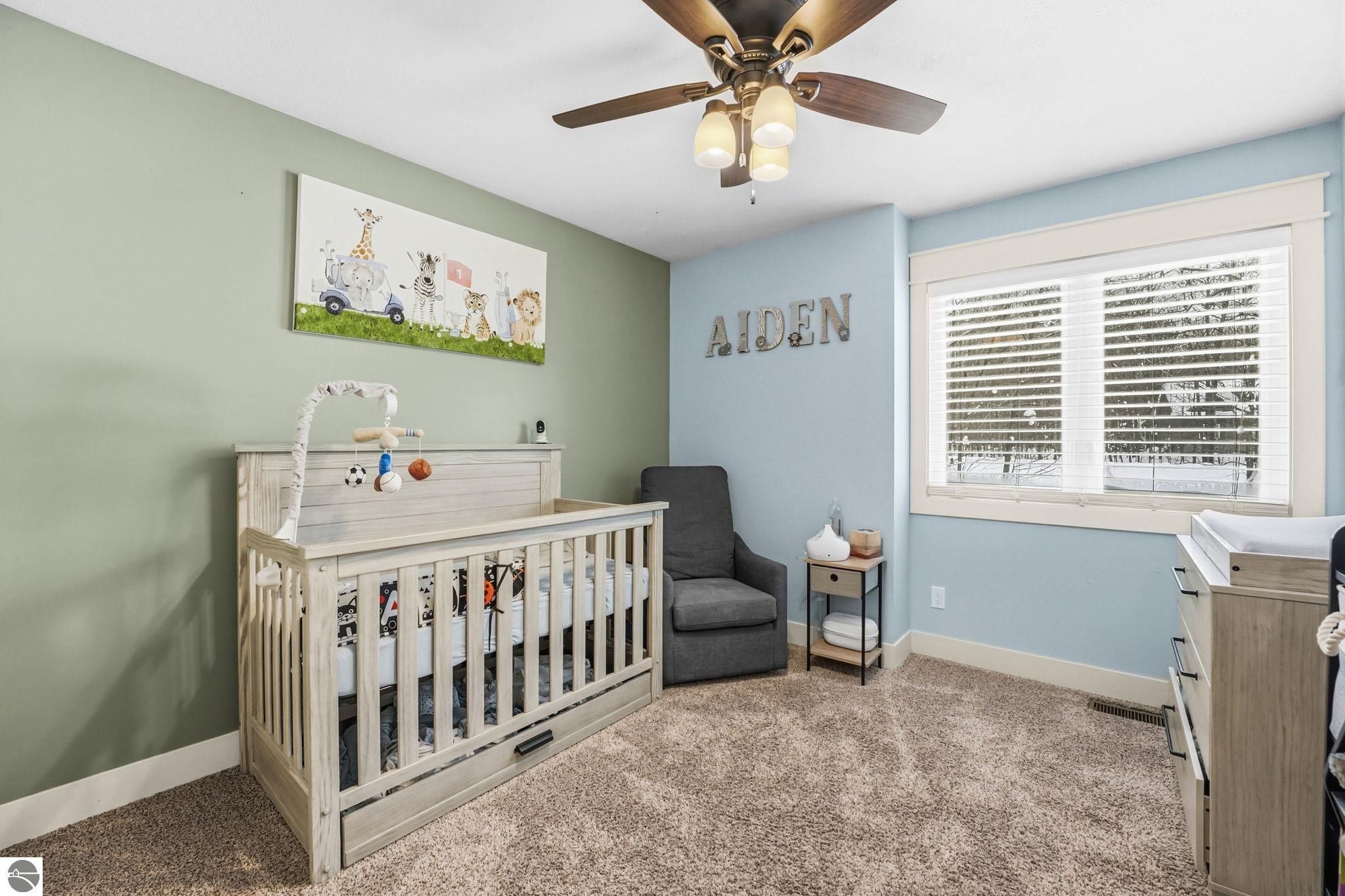 3364 Inland Oaks Drive S