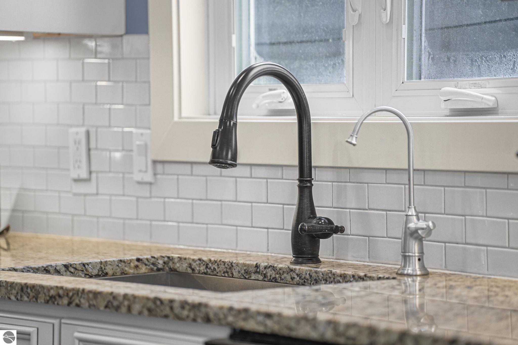 3364 Inland Oaks Drive S