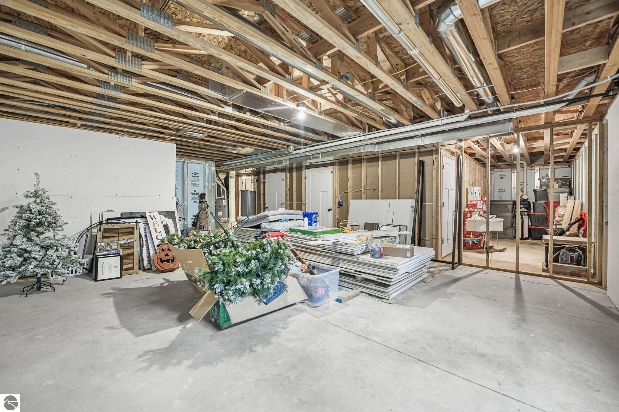 3364 Inland Oaks Drive S