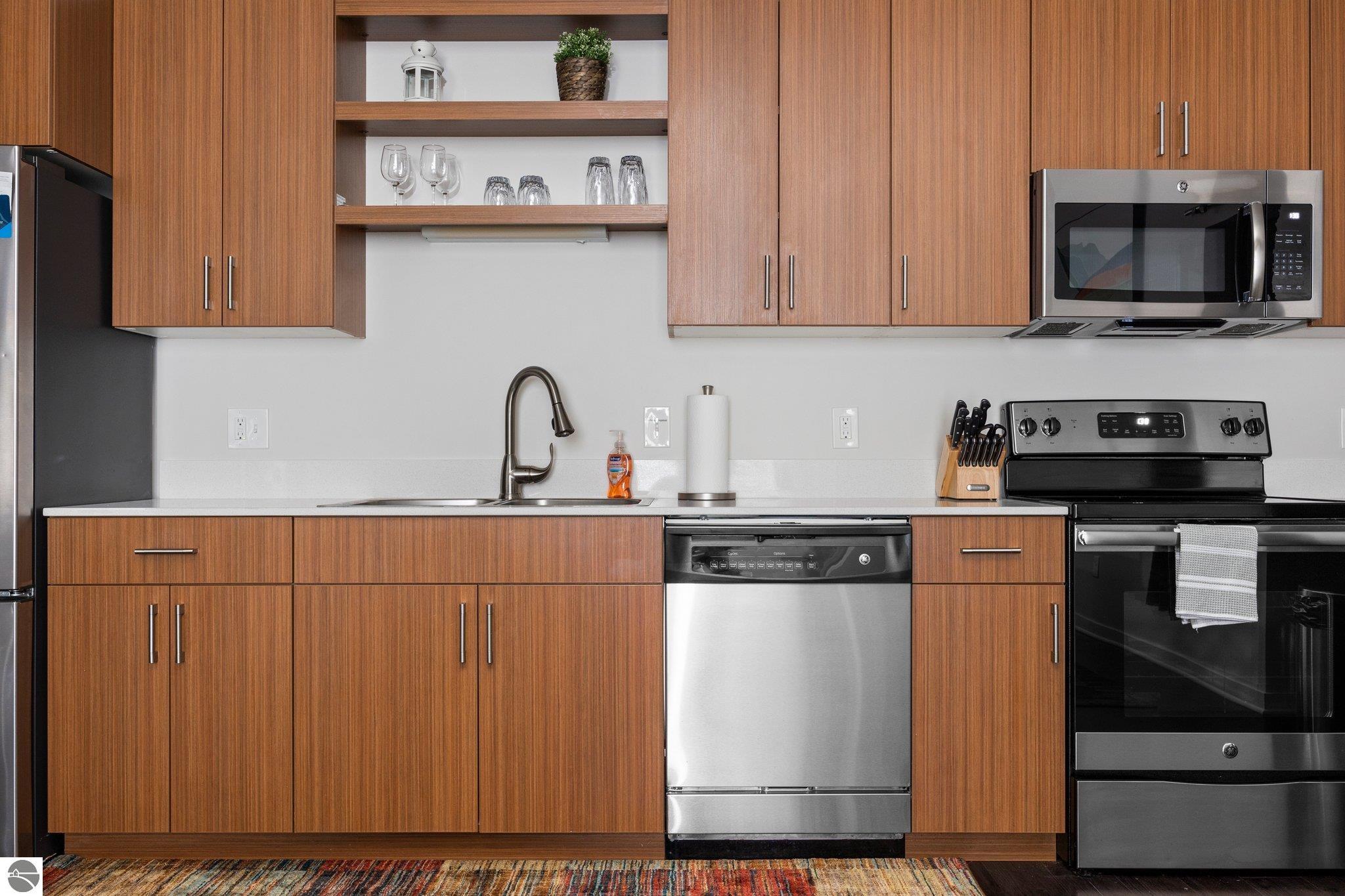 630-105 S Garfield Avenue # 105