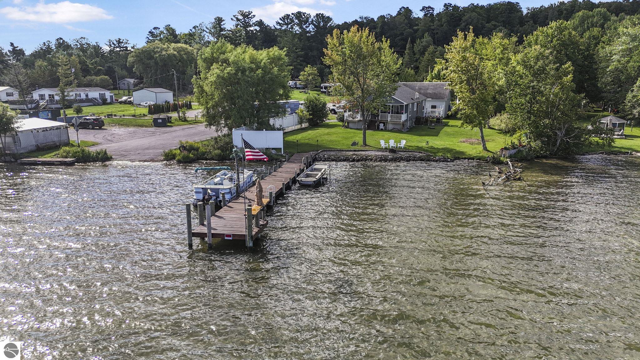 9850 S Perrins Landing Drive