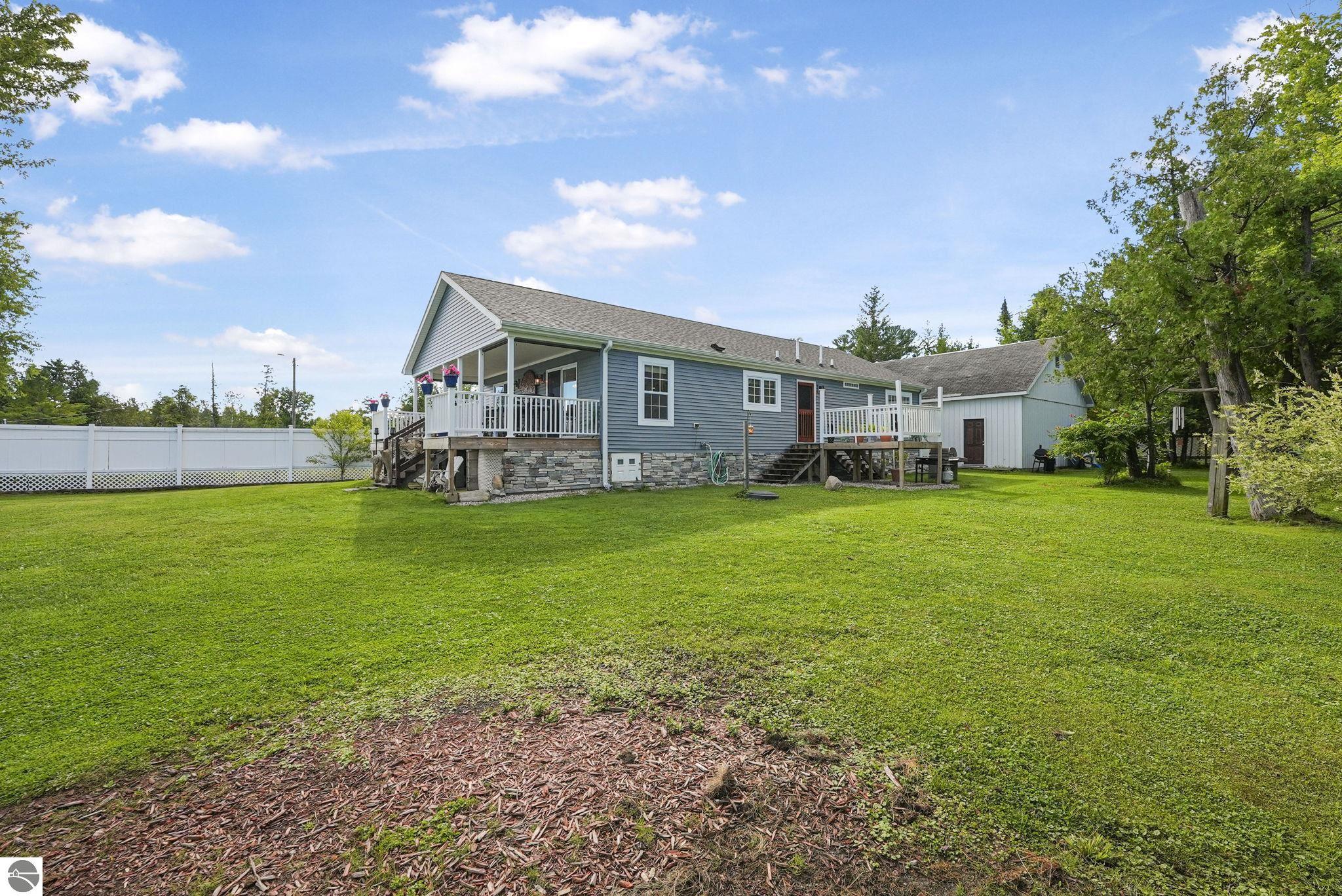 9850 S Perrins Landing Drive