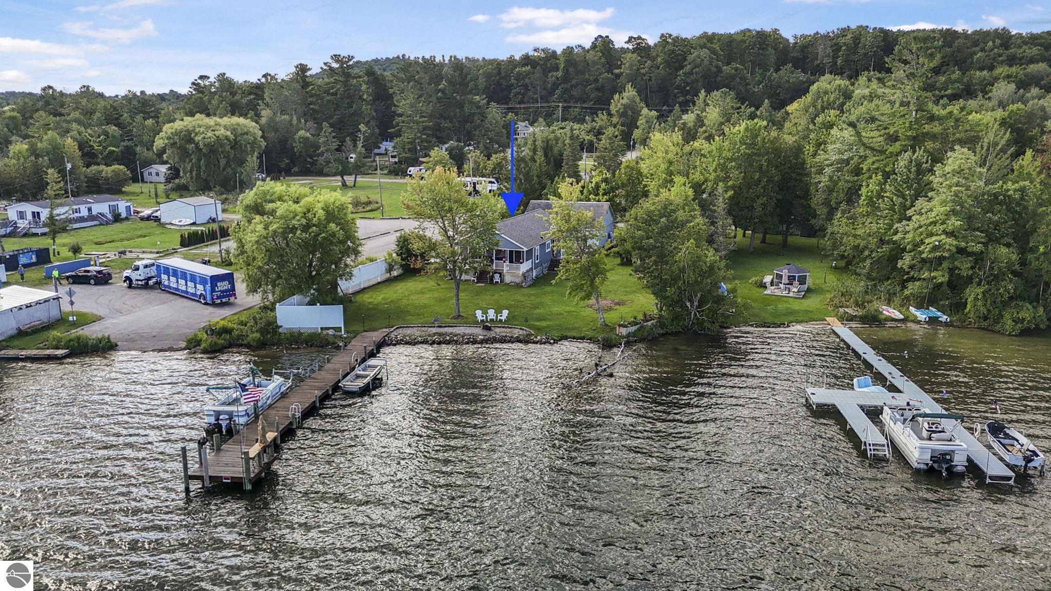 9850 S Perrins Landing Drive