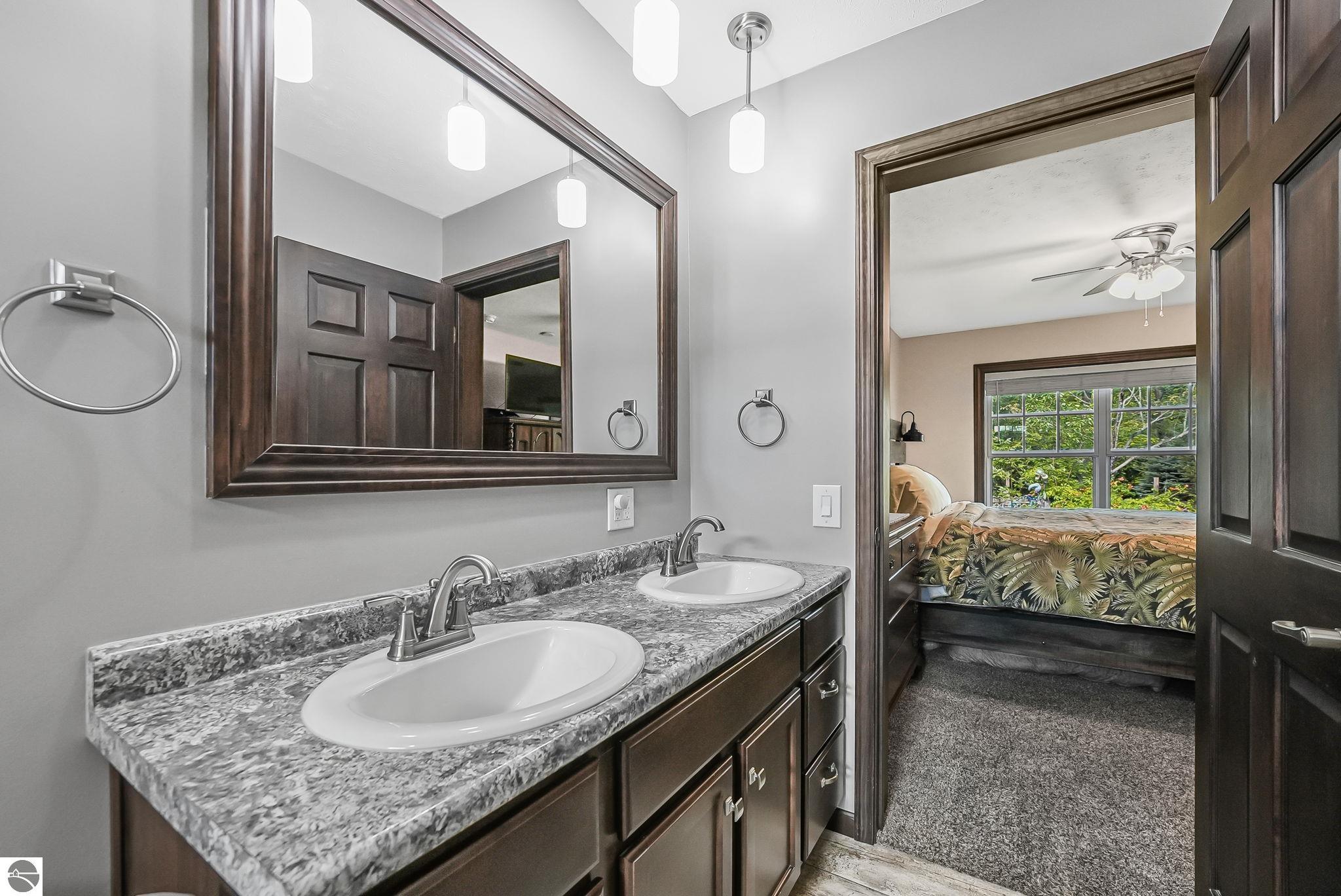 9850 S Perrins Landing Drive