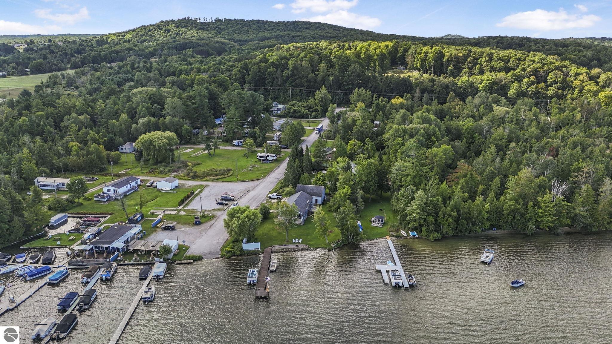 9850 S Perrins Landing Drive