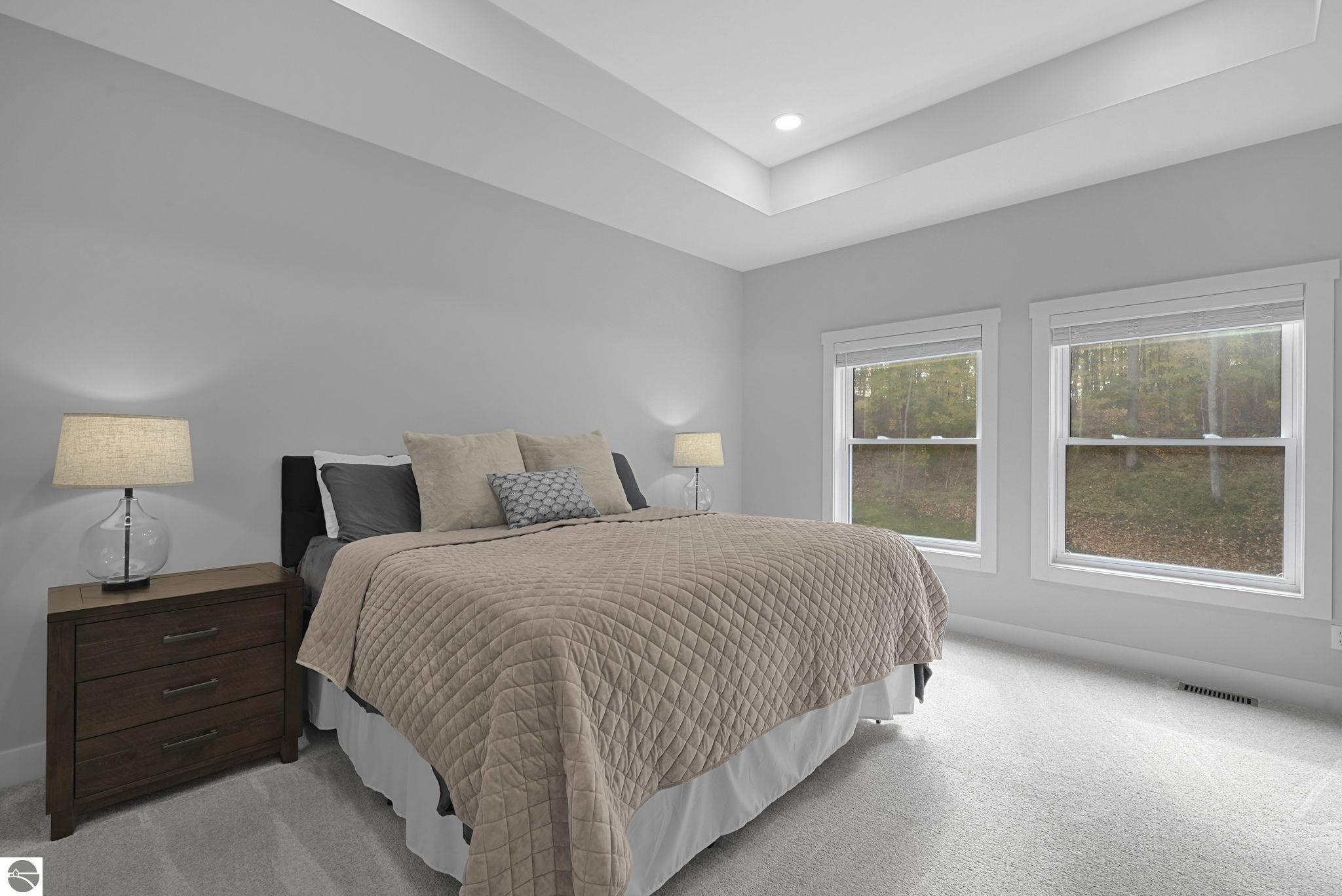 7661 Switchback Trail