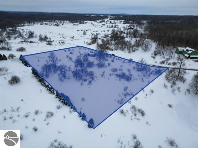 7634 Saddle Ridge Drive