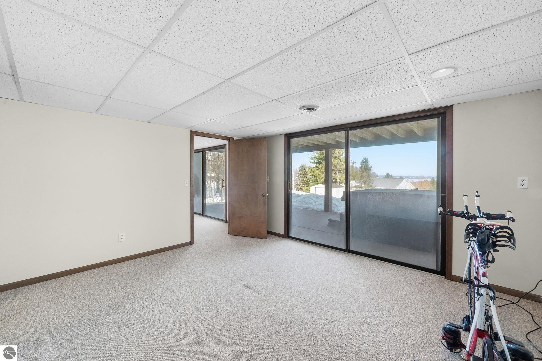 10570 S Snow Crest Court