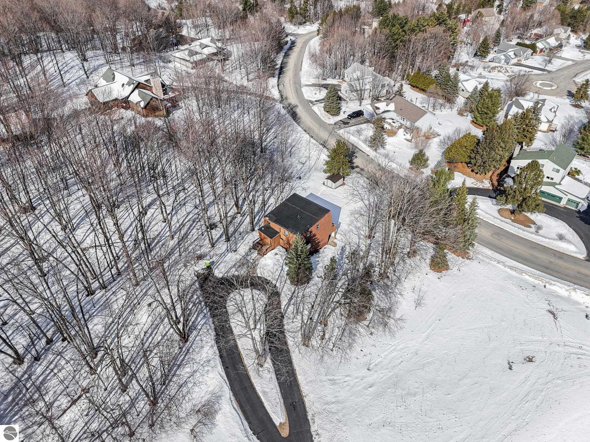 10570 S Snow Crest Court