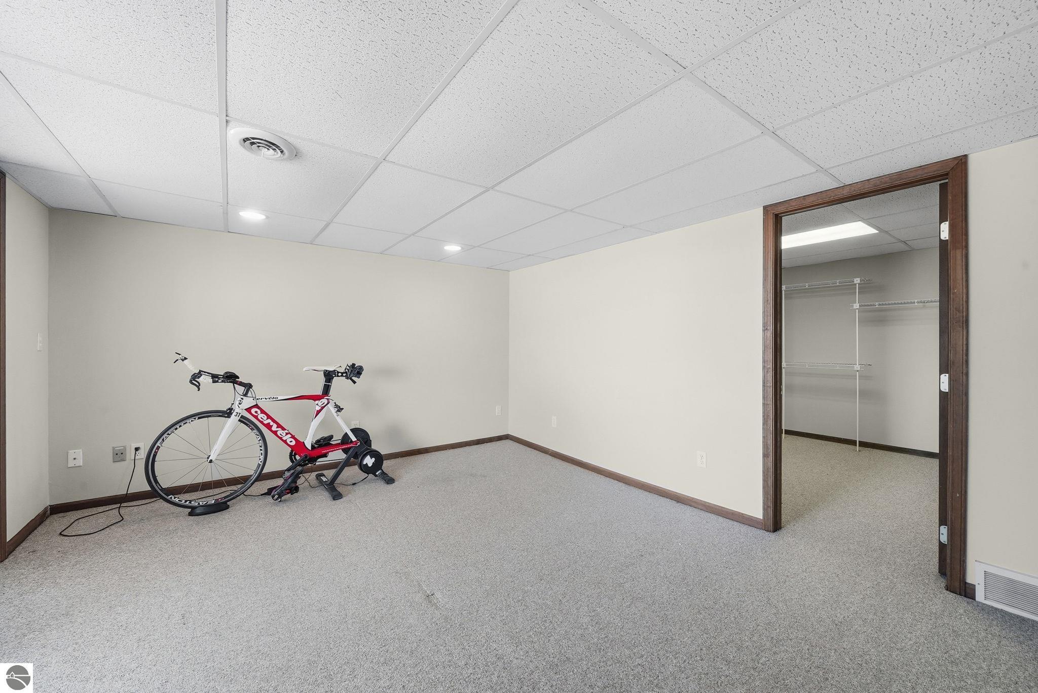 10570 S Snow Crest Court