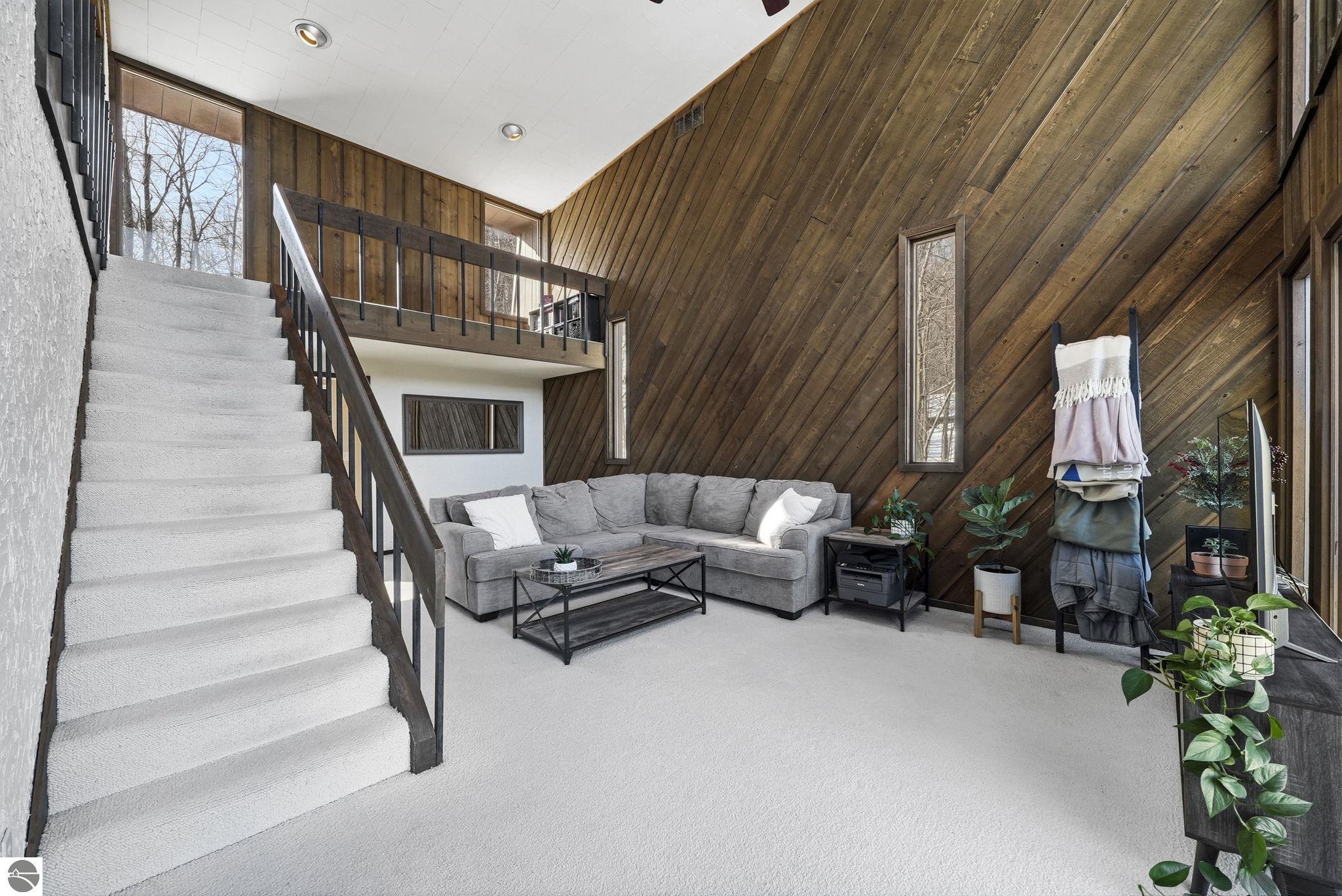 10570 S Snow Crest Court