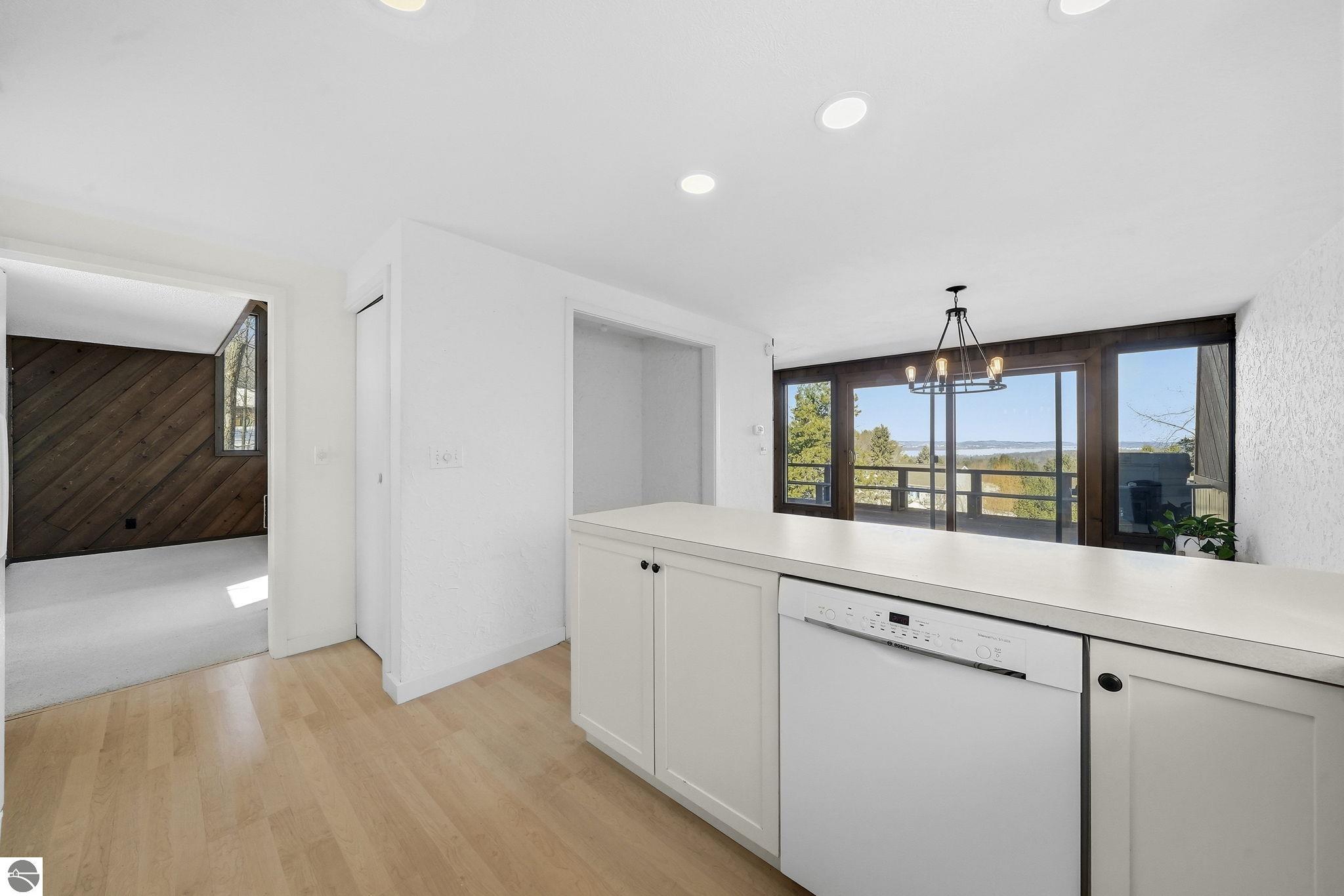 10570 S Snow Crest Court