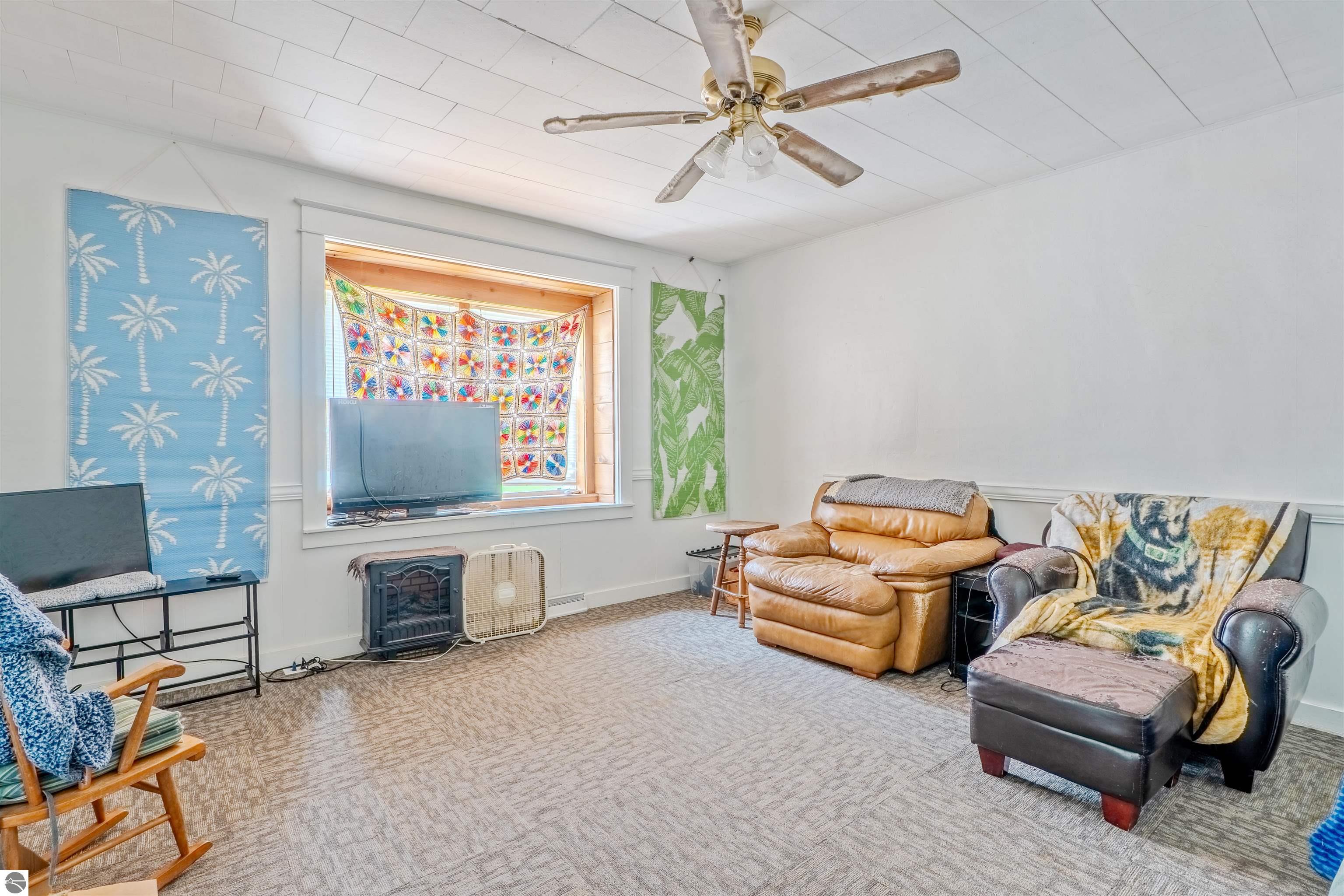 1102 Chestnut Street