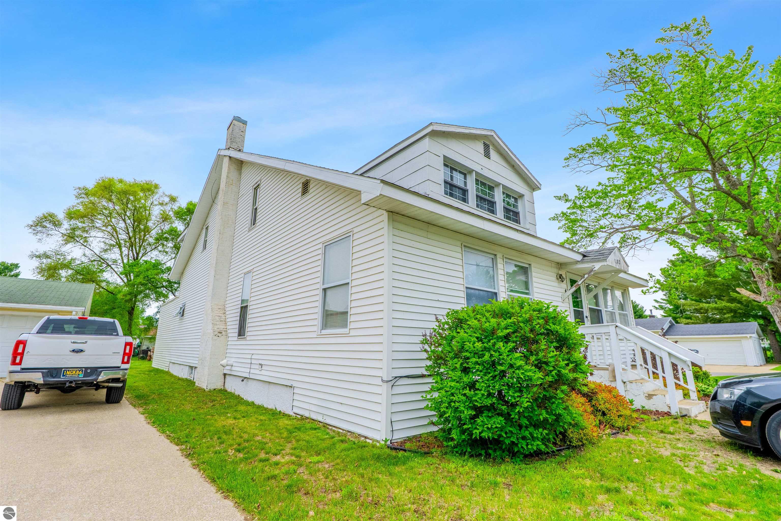 1102 Chestnut Street