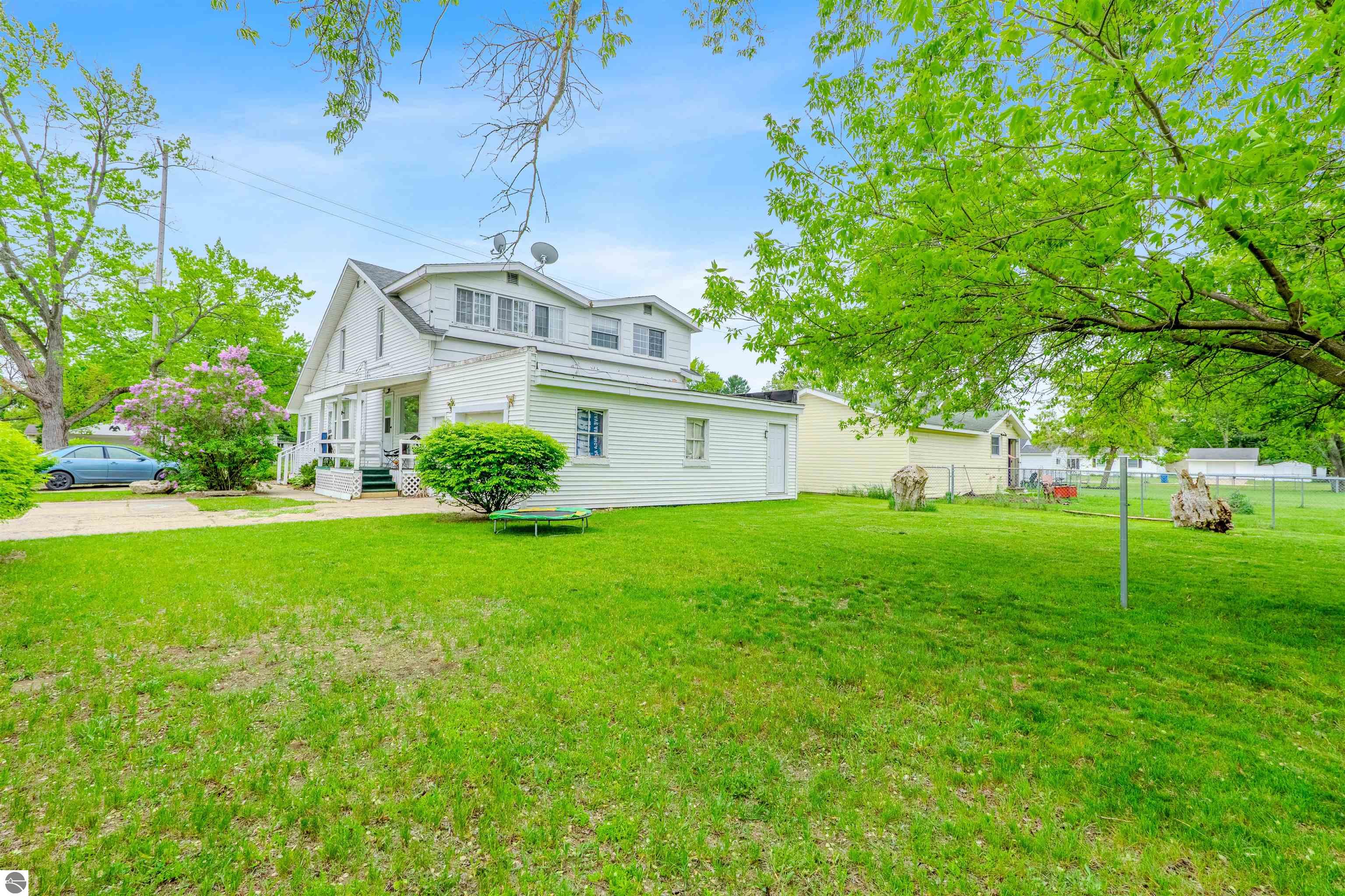 1102 Chestnut Street