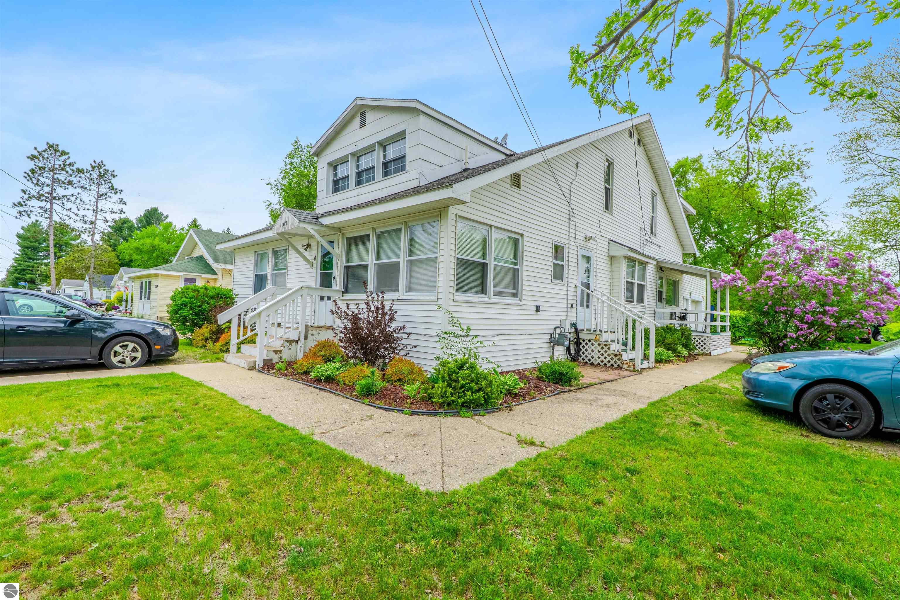 1102 Chestnut Street