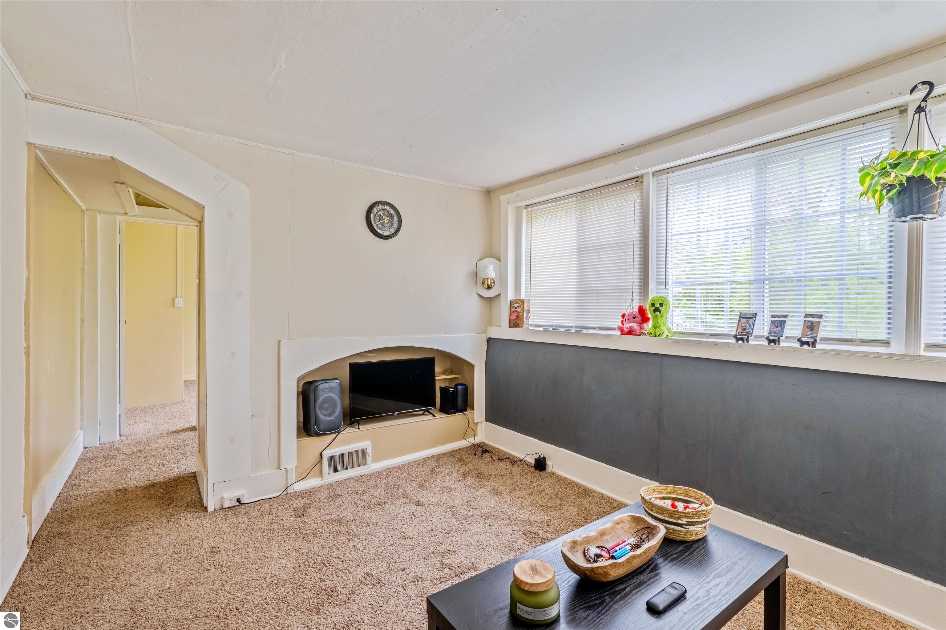 1102 Chestnut Street