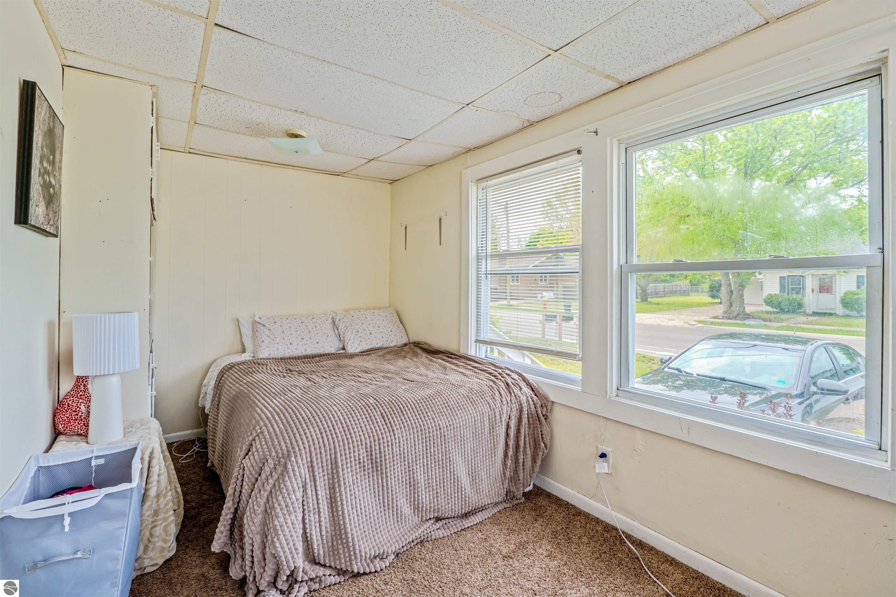 1102 Chestnut Street